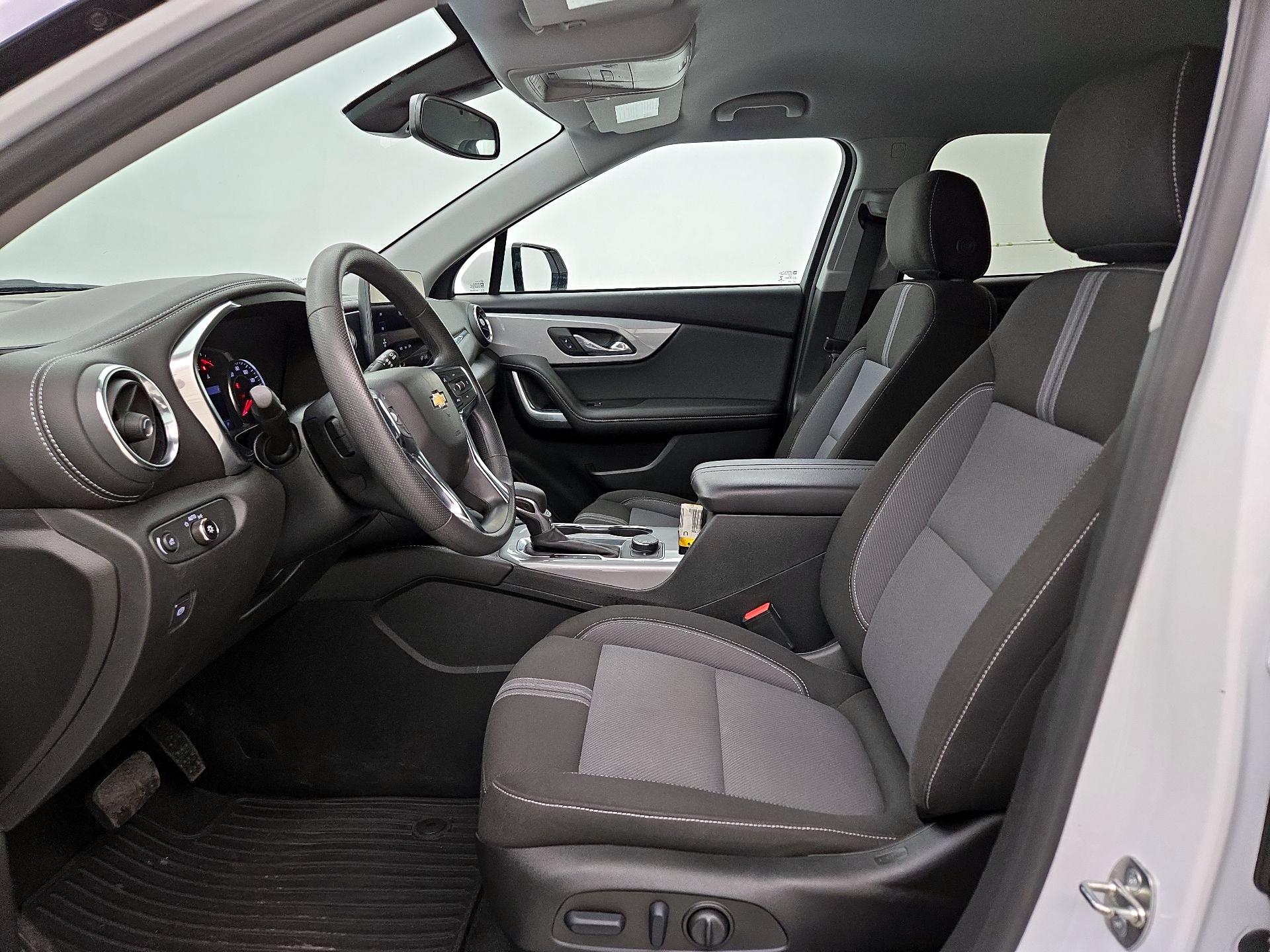 Thumbnail: 2023 Chevrolet Blazer - 11