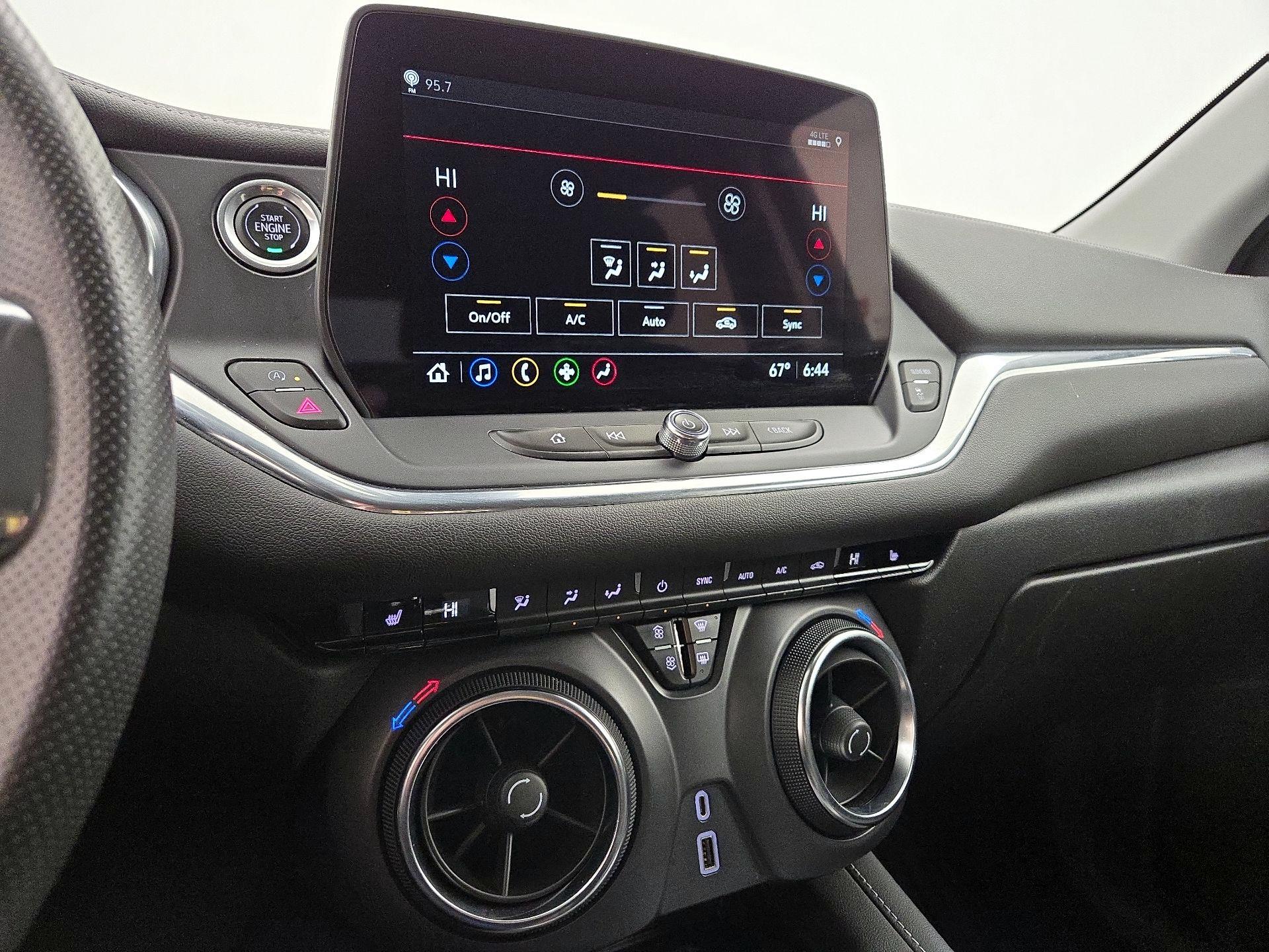 Thumbnail: 2023 Chevrolet Blazer - 16