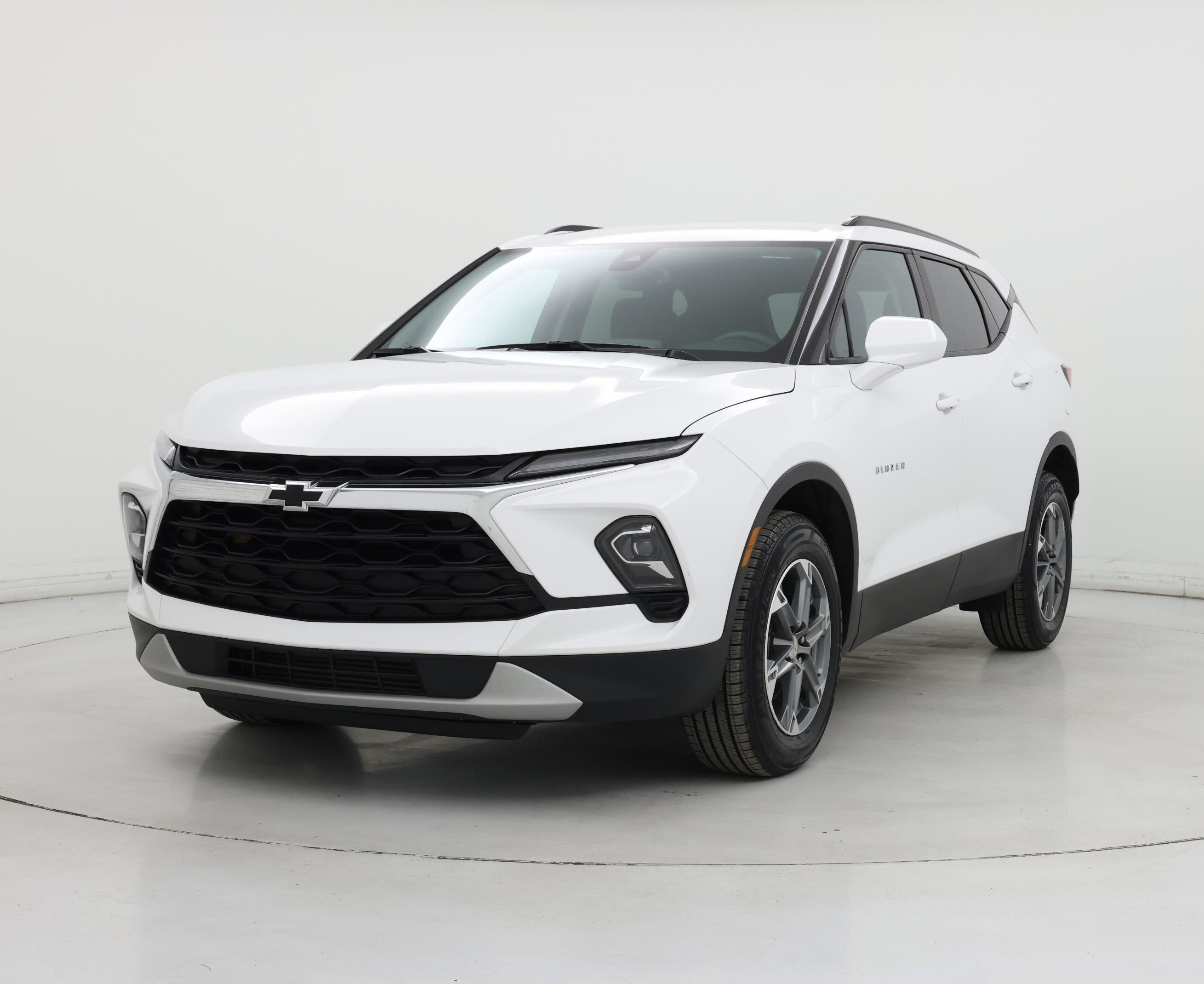 Thumbnail: 2023 Chevrolet Blazer - 4