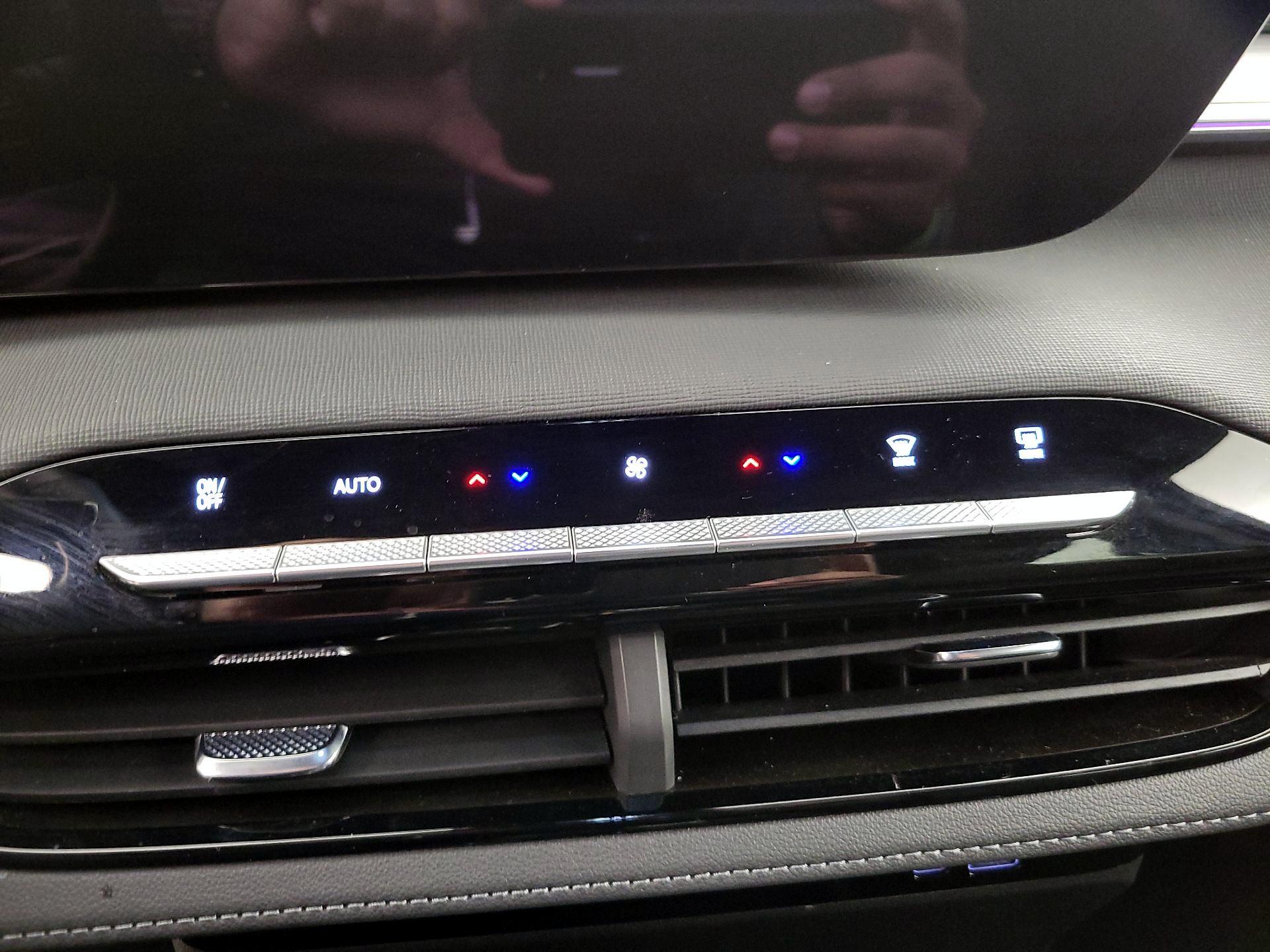 Thumbnail: 2025 Buick Enclave - 16