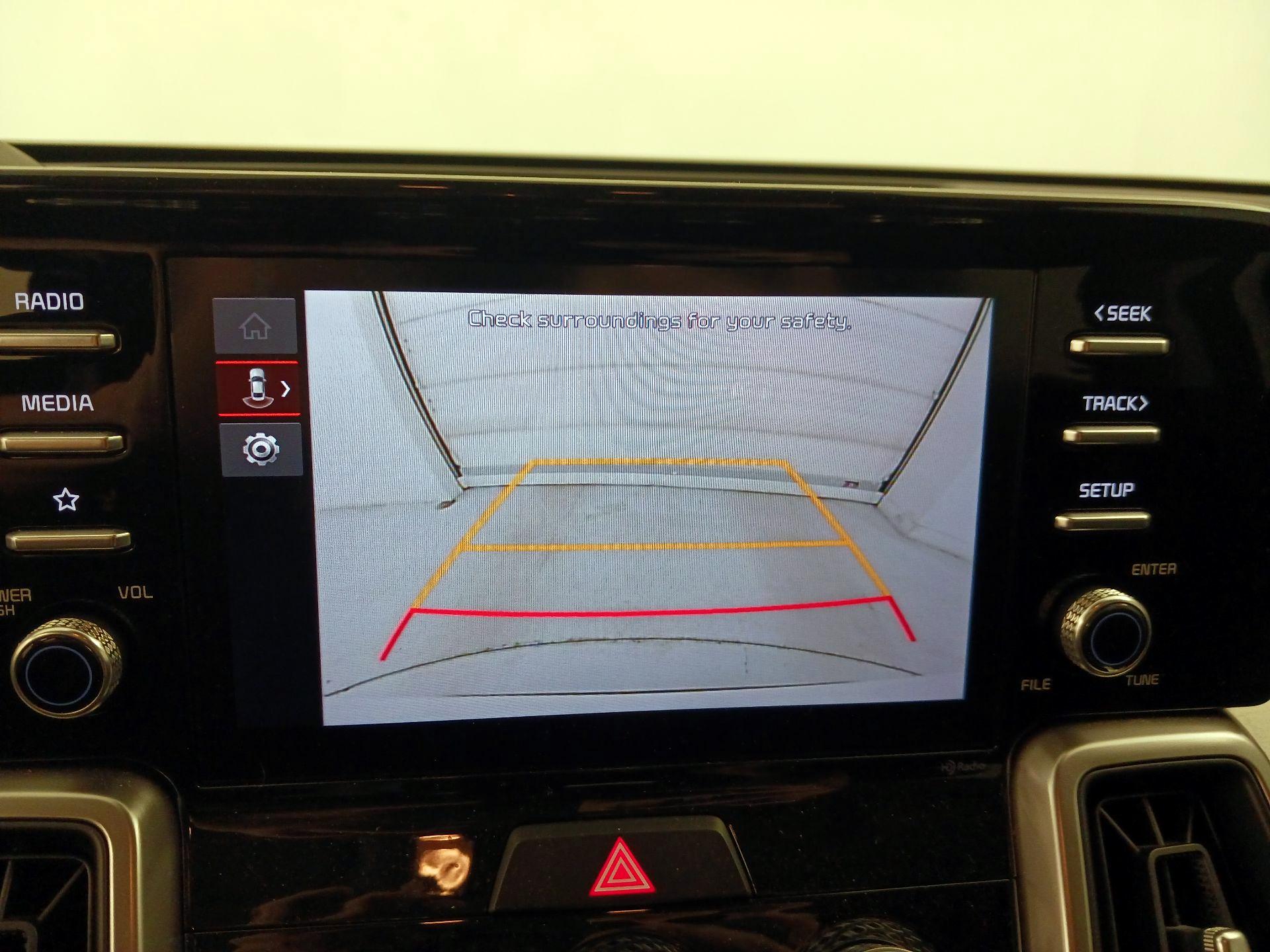 Thumbnail: 2023 Kia Sorento - 14