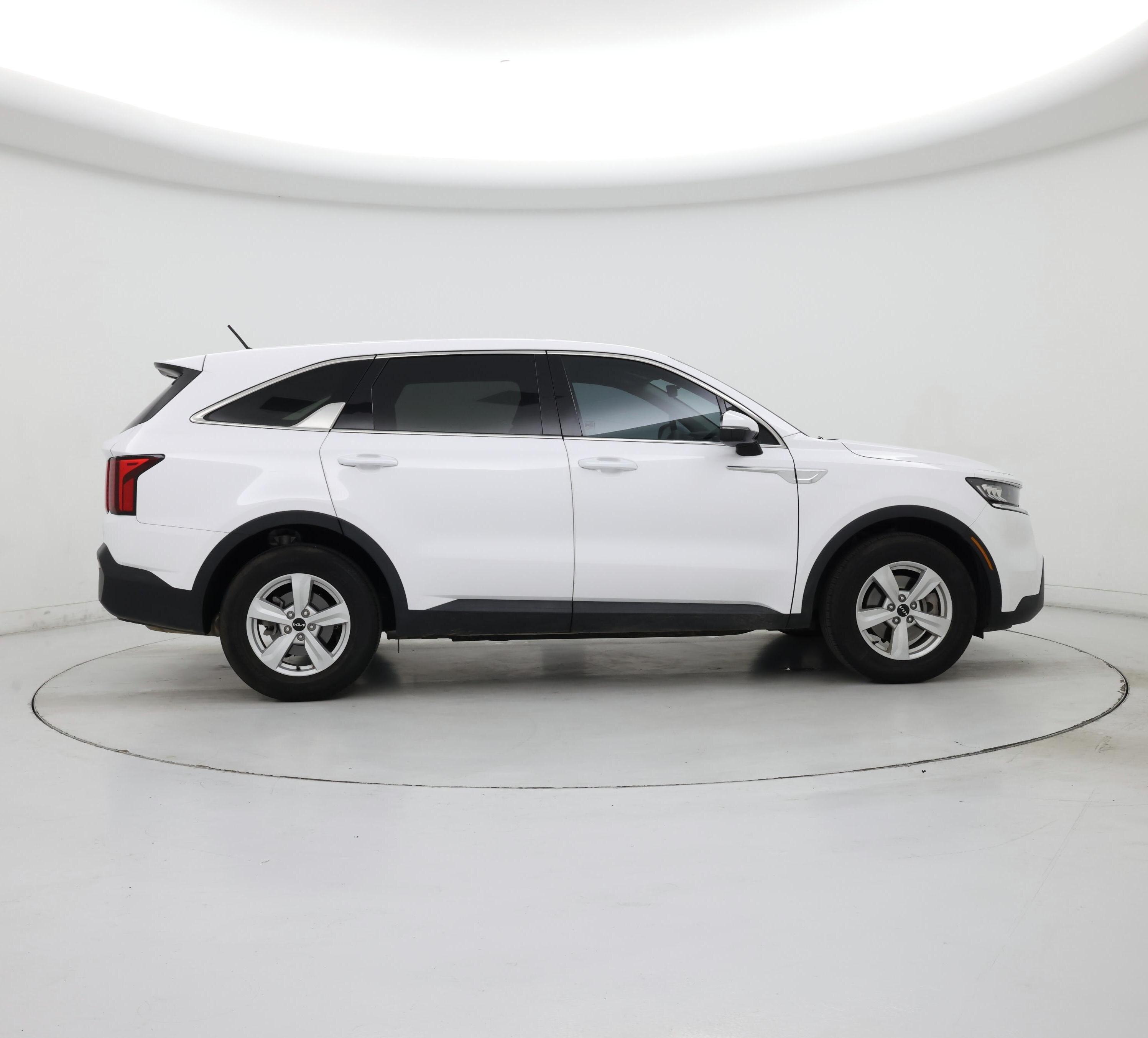 Thumbnail: 2023 Kia Sorento - 7