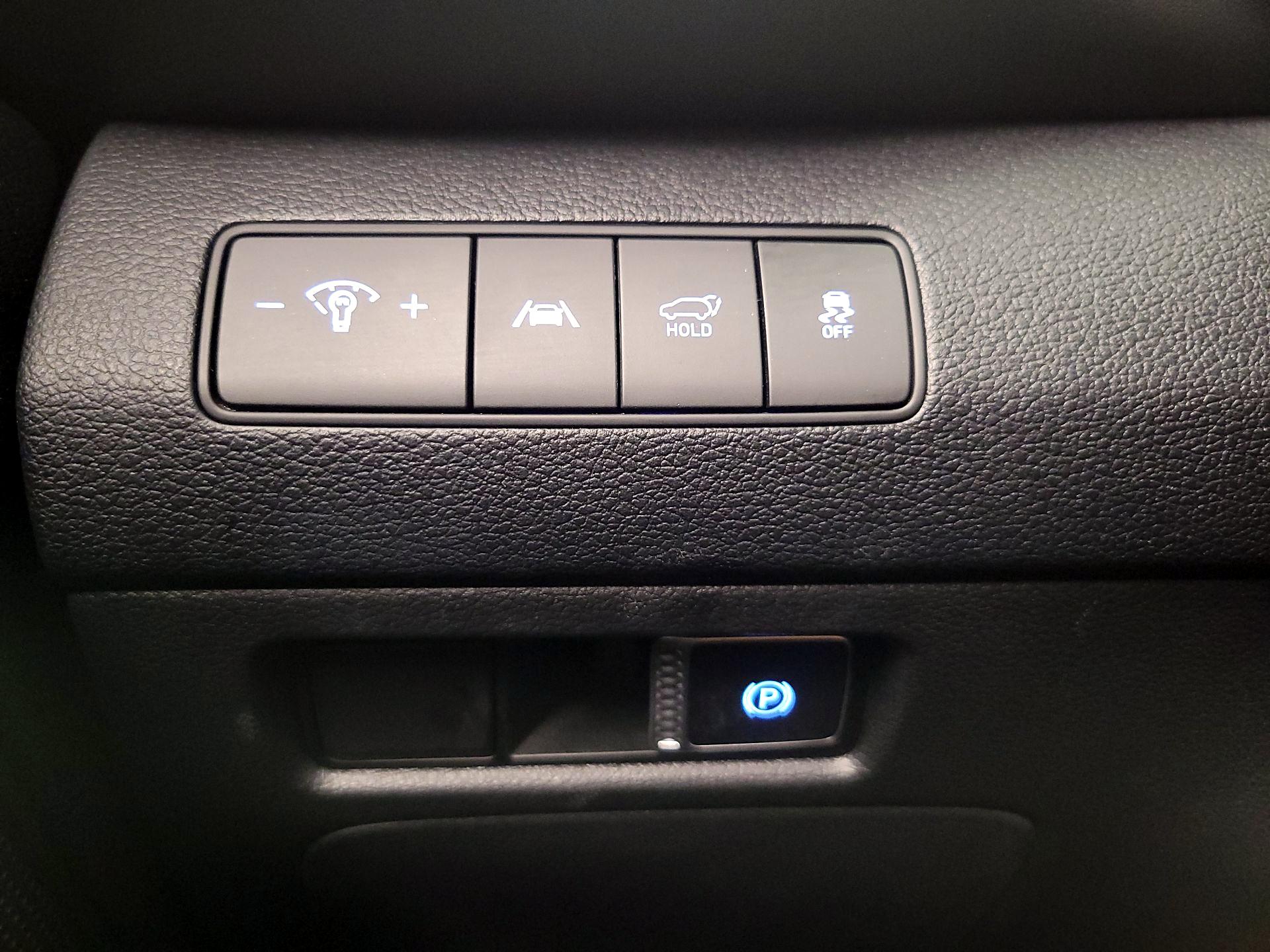 Thumbnail: 2023 Hyundai Santa Fe - 13