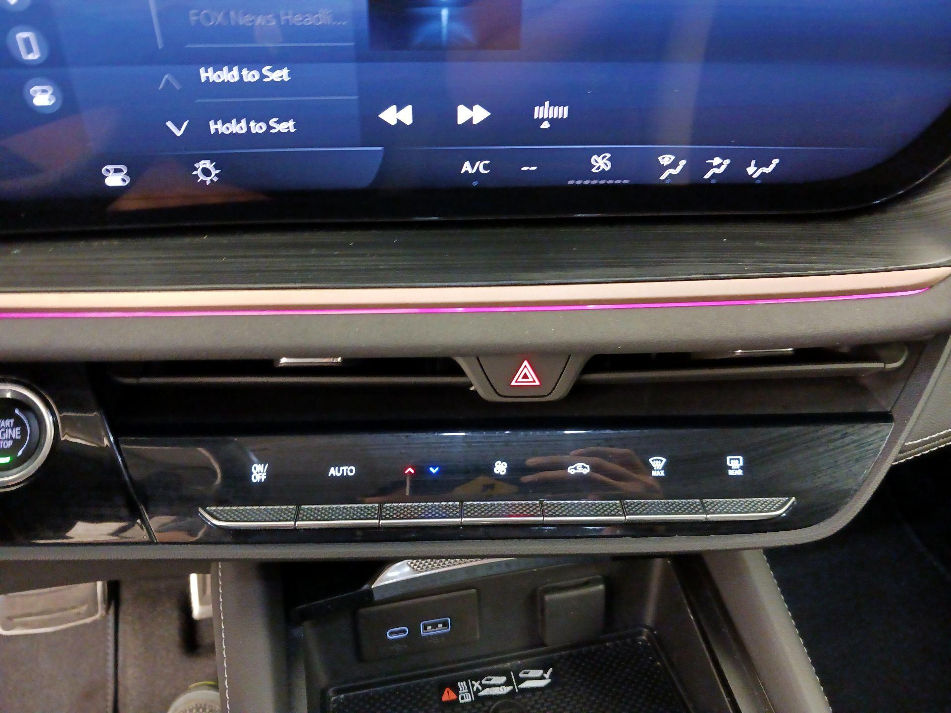 Thumbnail: 2025 Buick Envision - 16