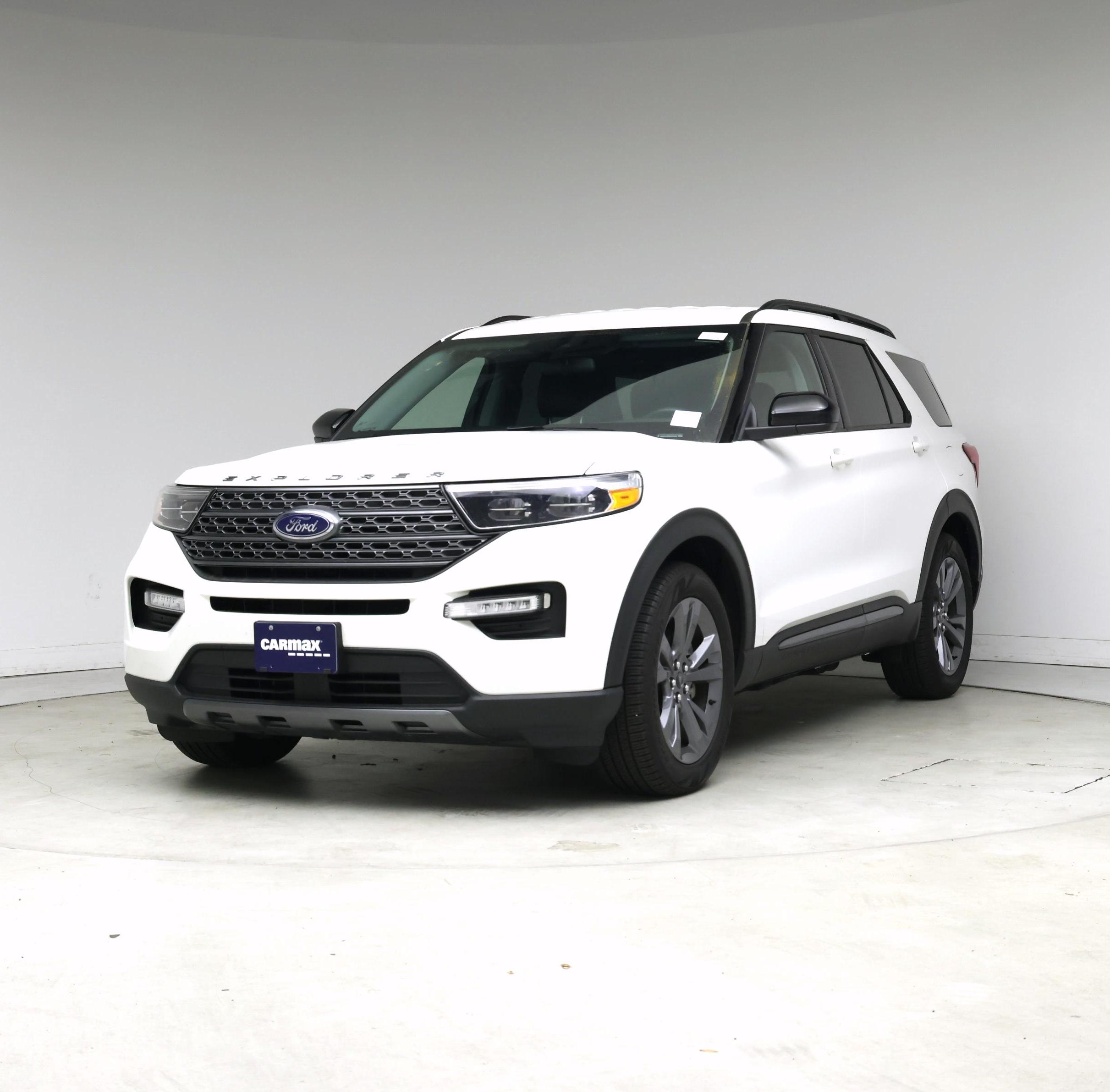 Thumbnail: 2022 Ford Explorer - 4