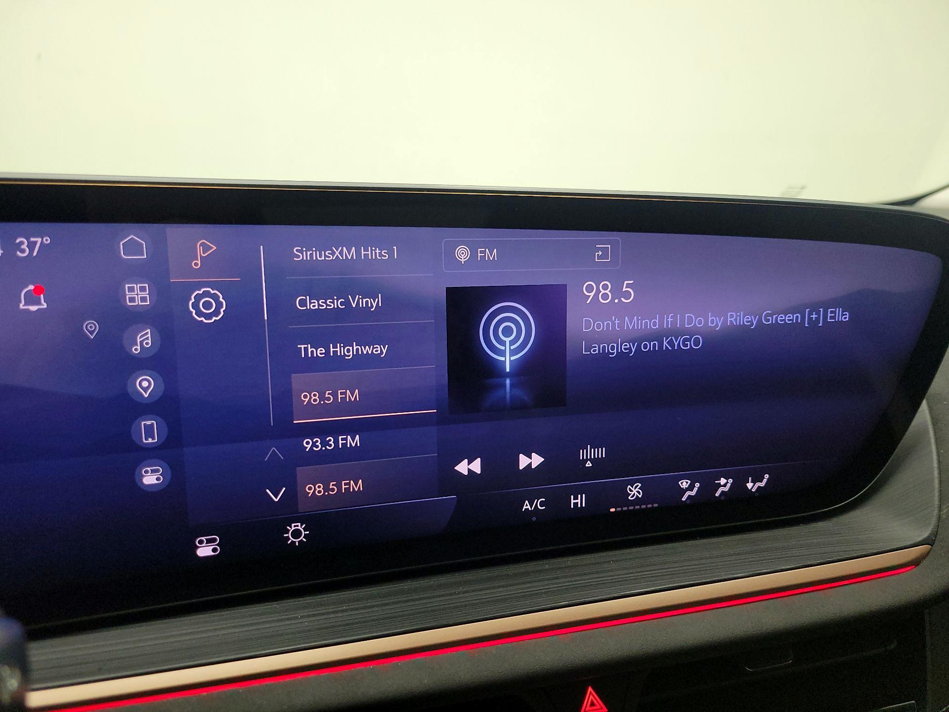 Thumbnail: 2025 Buick Envision - 16