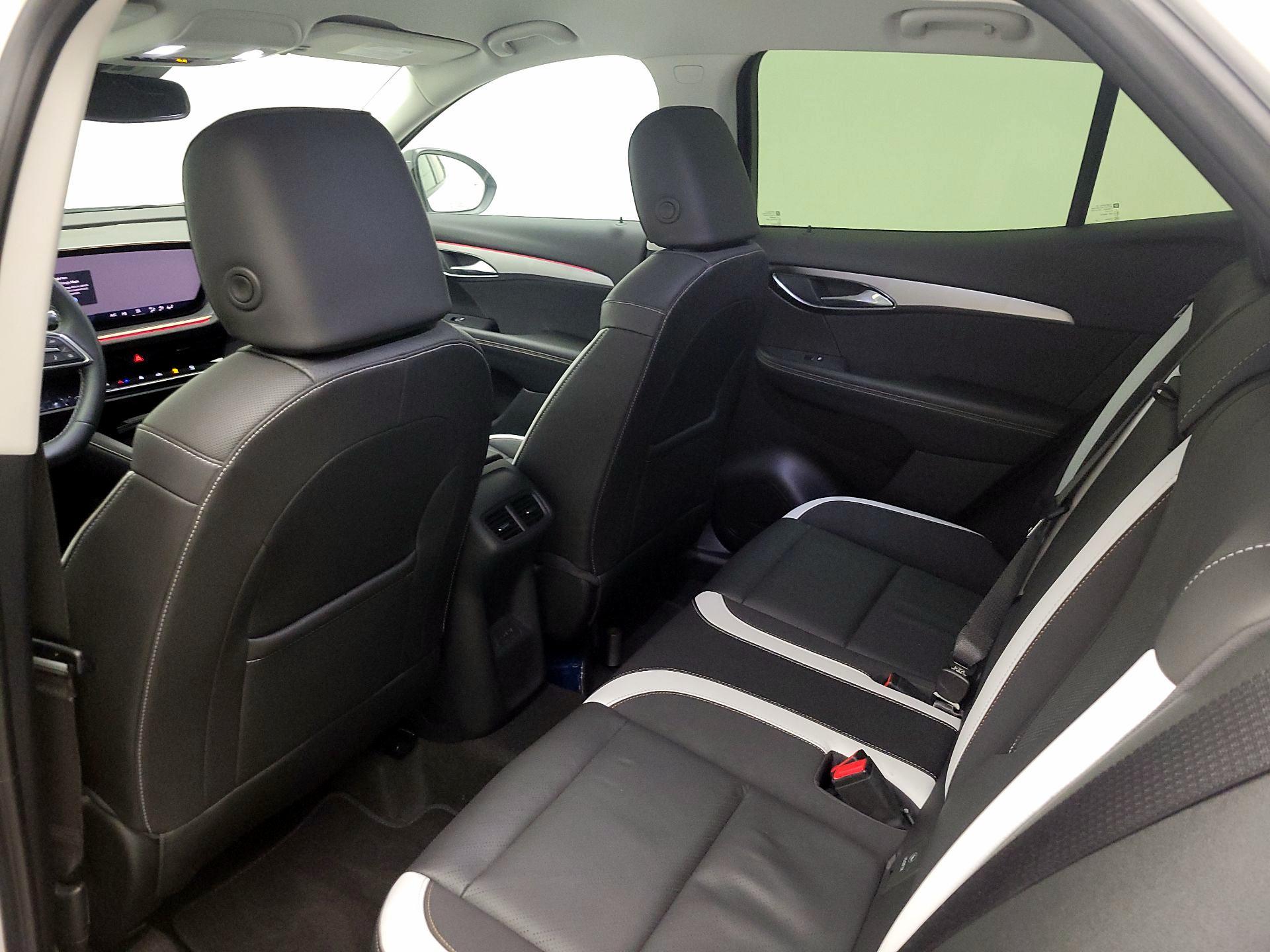 Thumbnail: 2025 Buick Envision - 20