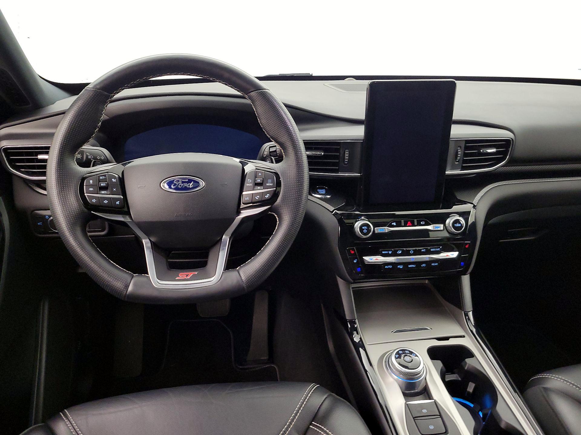 Thumbnail: 2021 Ford Explorer - 10