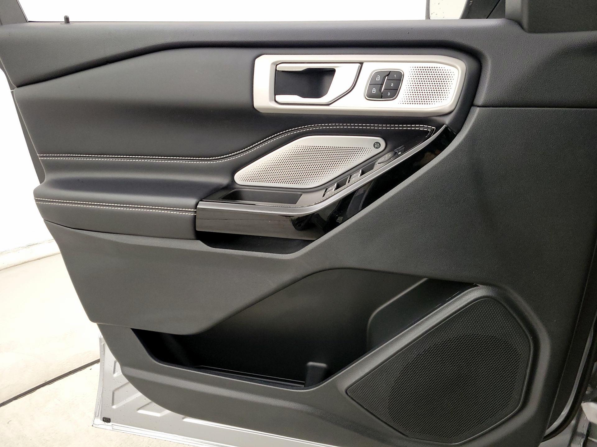 Thumbnail: 2021 Ford Explorer - 12