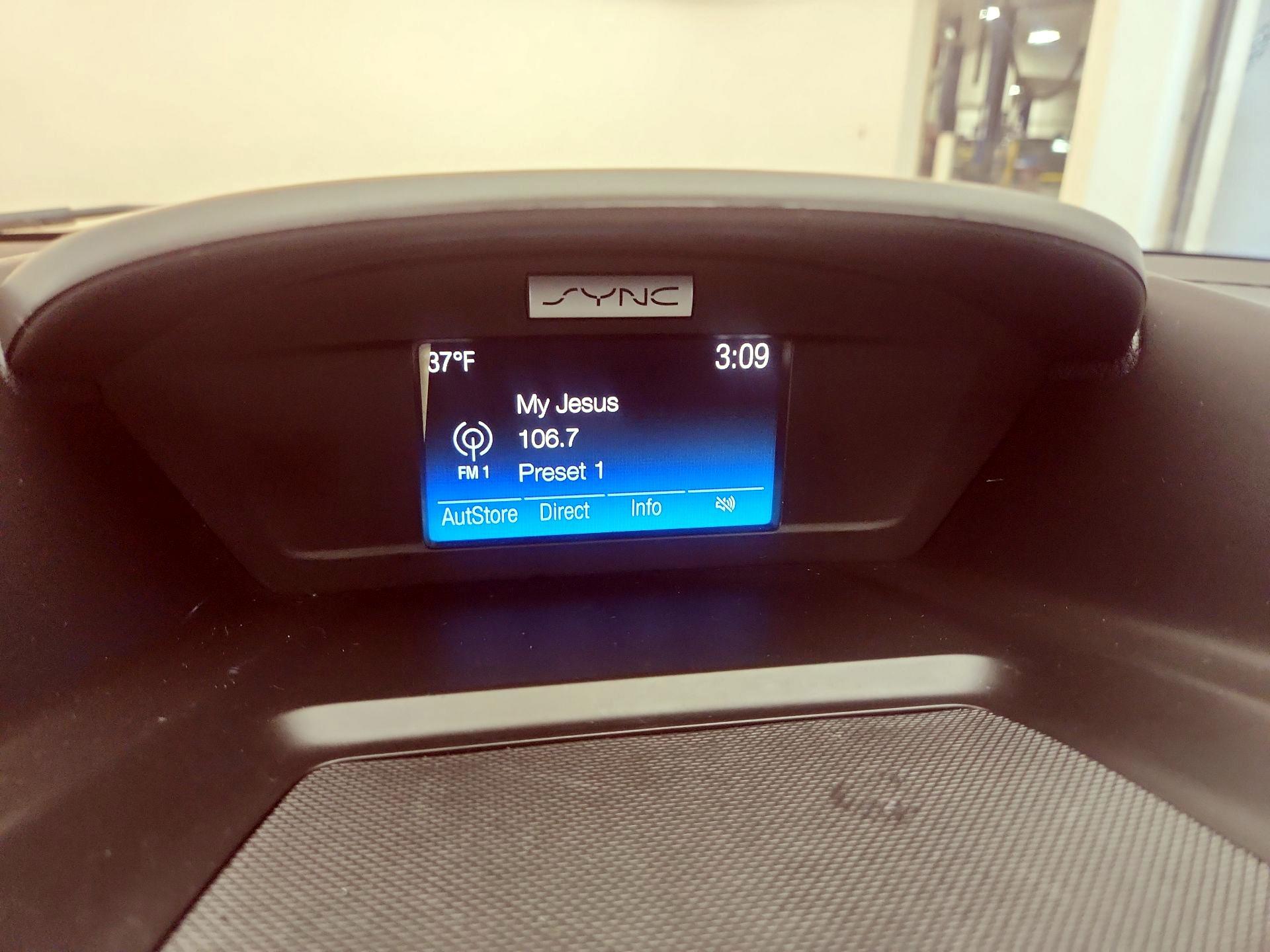 Thumbnail: 2016 Ford Escape - 15