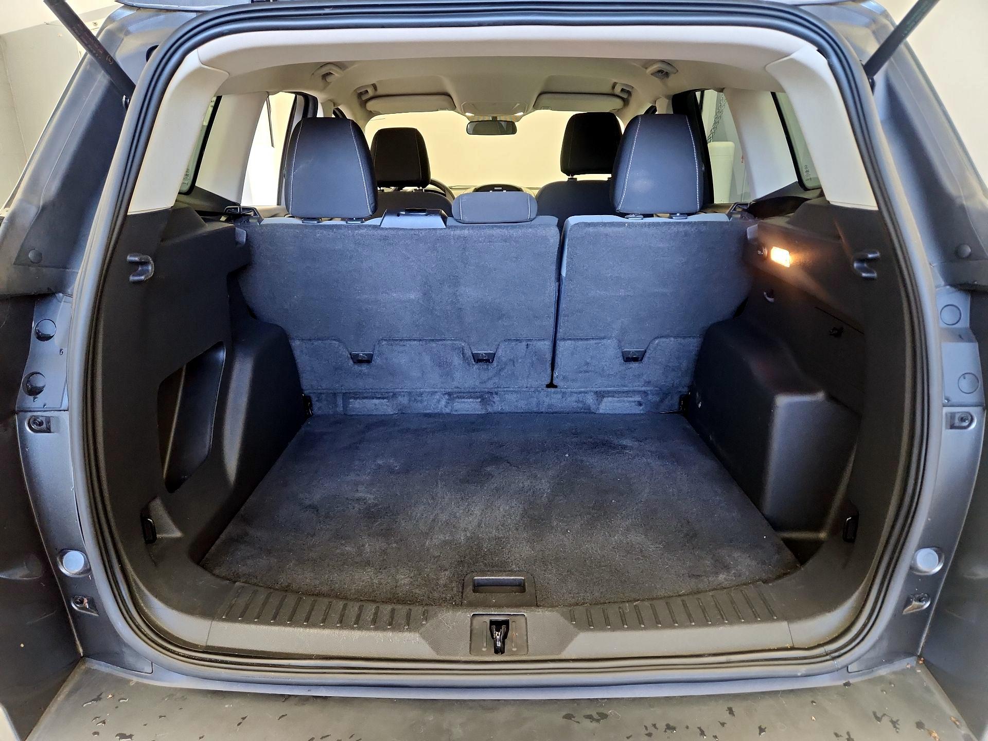 Thumbnail: 2016 Ford Escape - 19