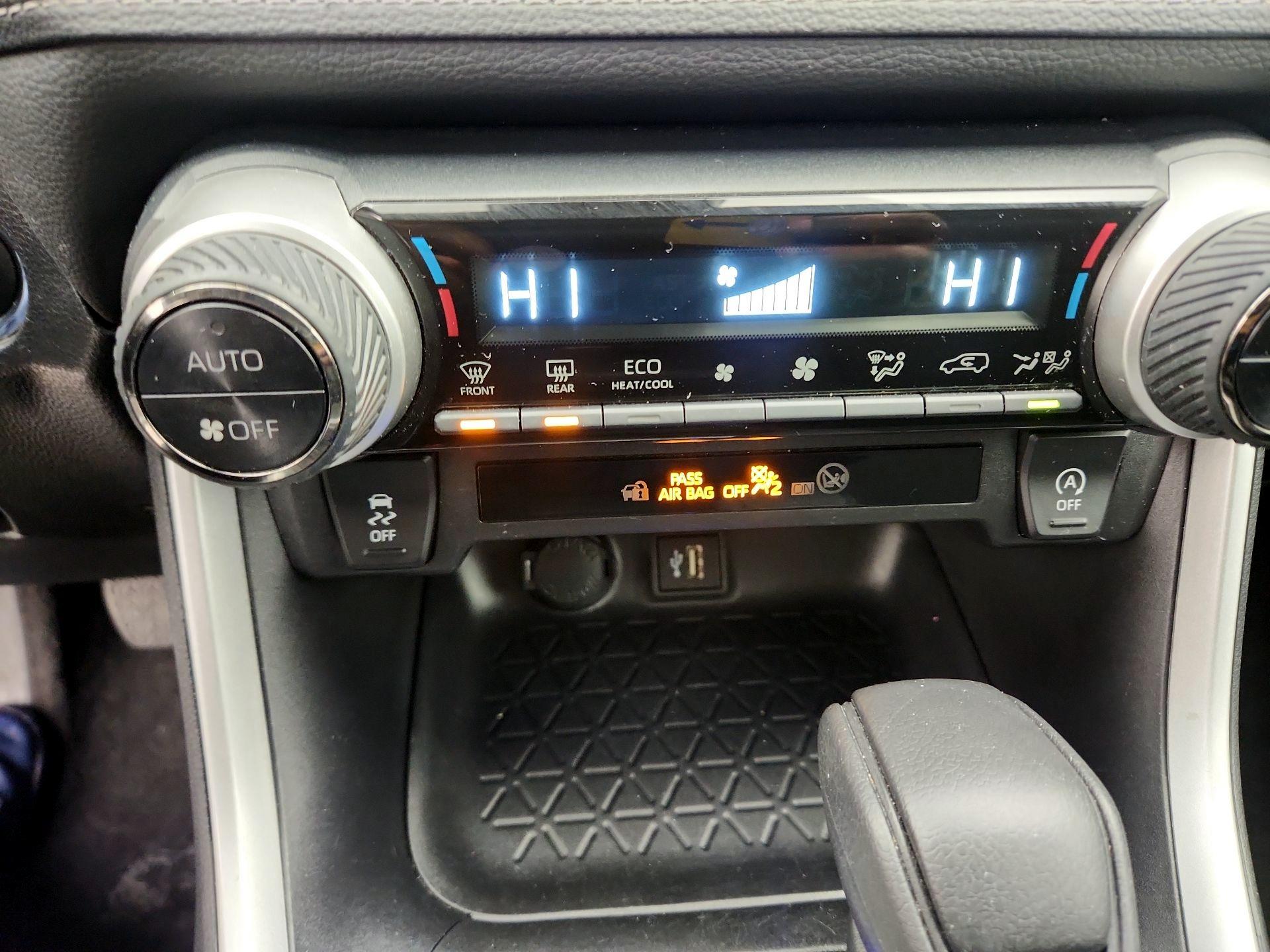 Thumbnail: 2024 Toyota RAV4 - 16