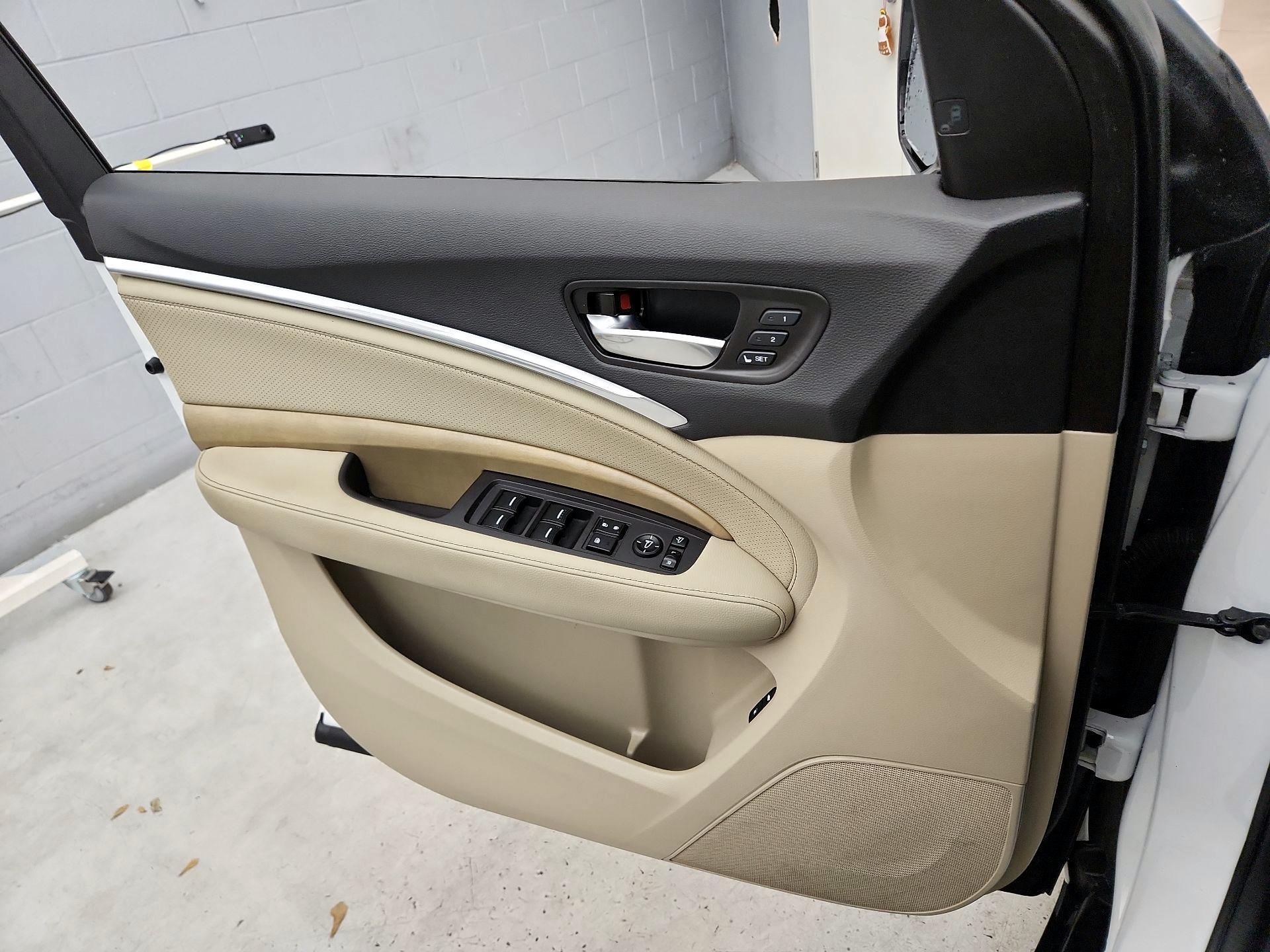 Thumbnail: 2020 Acura MDX - 12