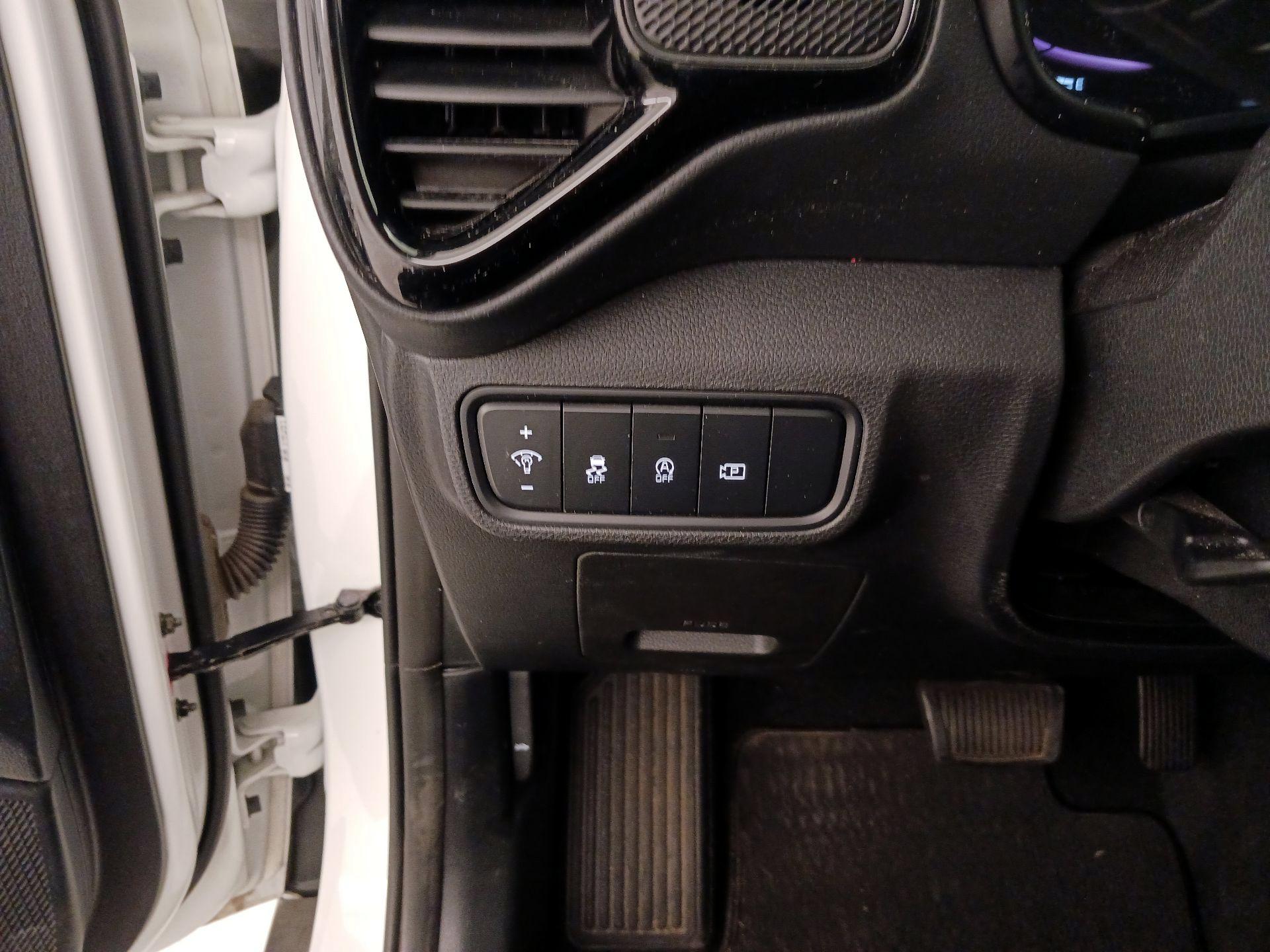 Thumbnail: 2023 Kia Soul - 13