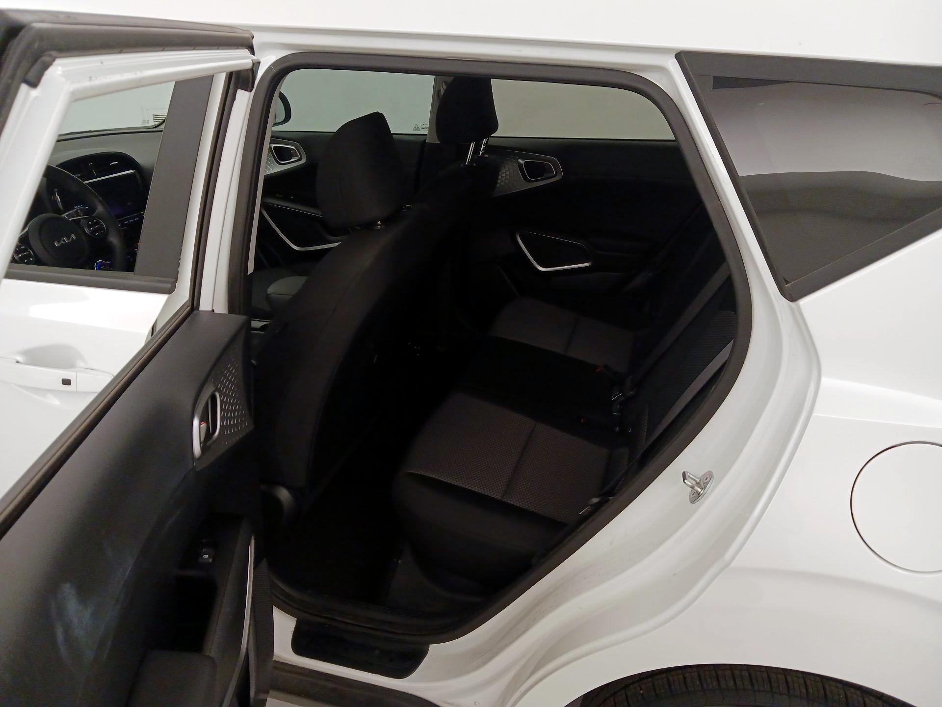 Thumbnail: 2023 Kia Soul - 20