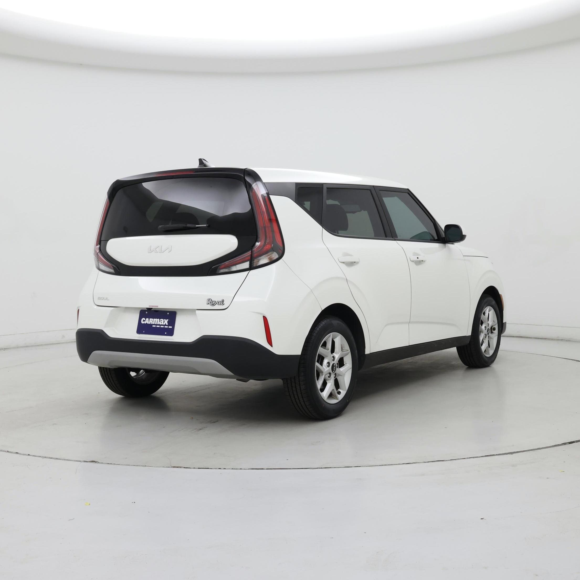 Thumbnail: 2023 Kia Soul - 8