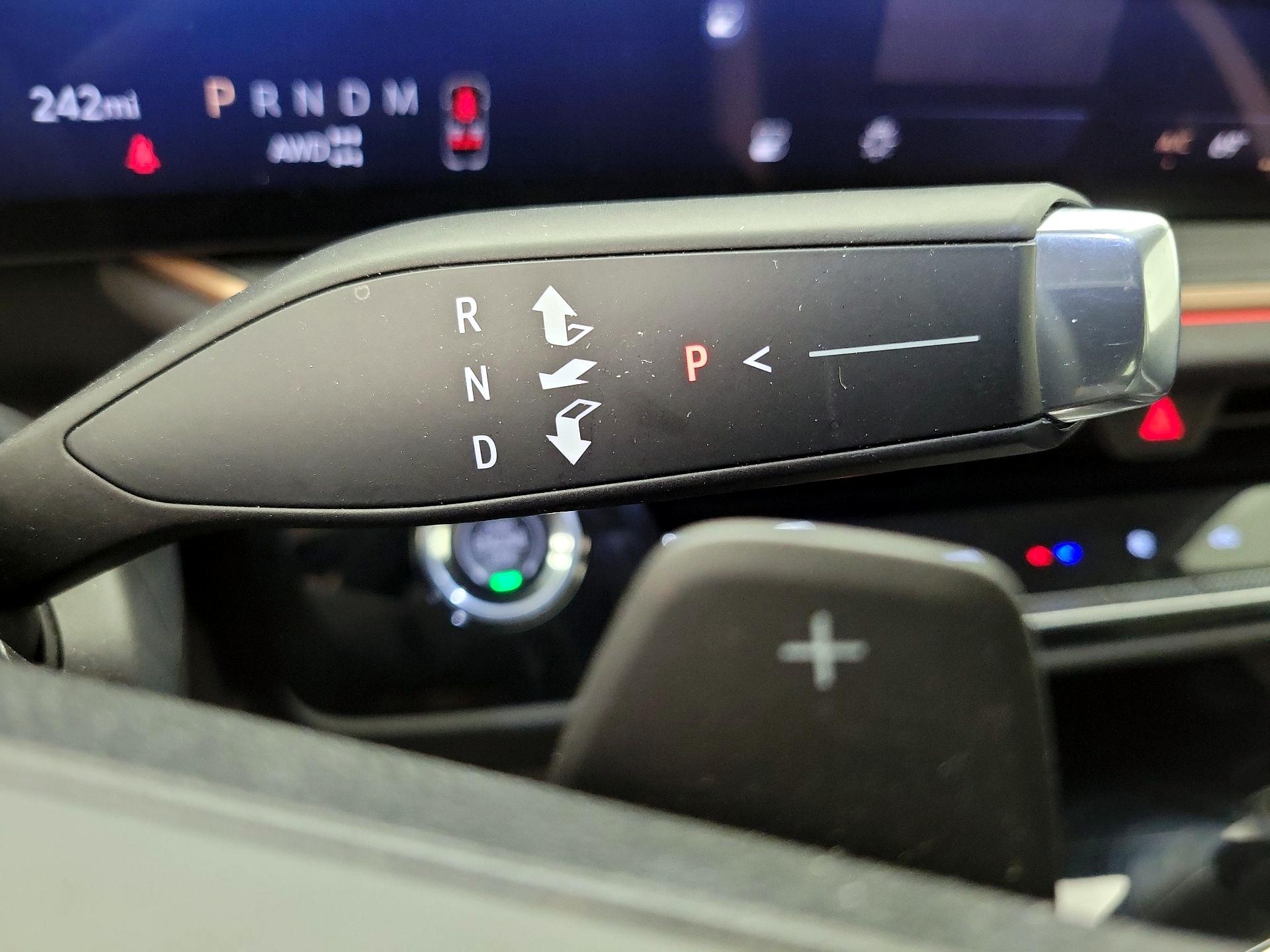 Thumbnail: 2025 Buick Envision - 18