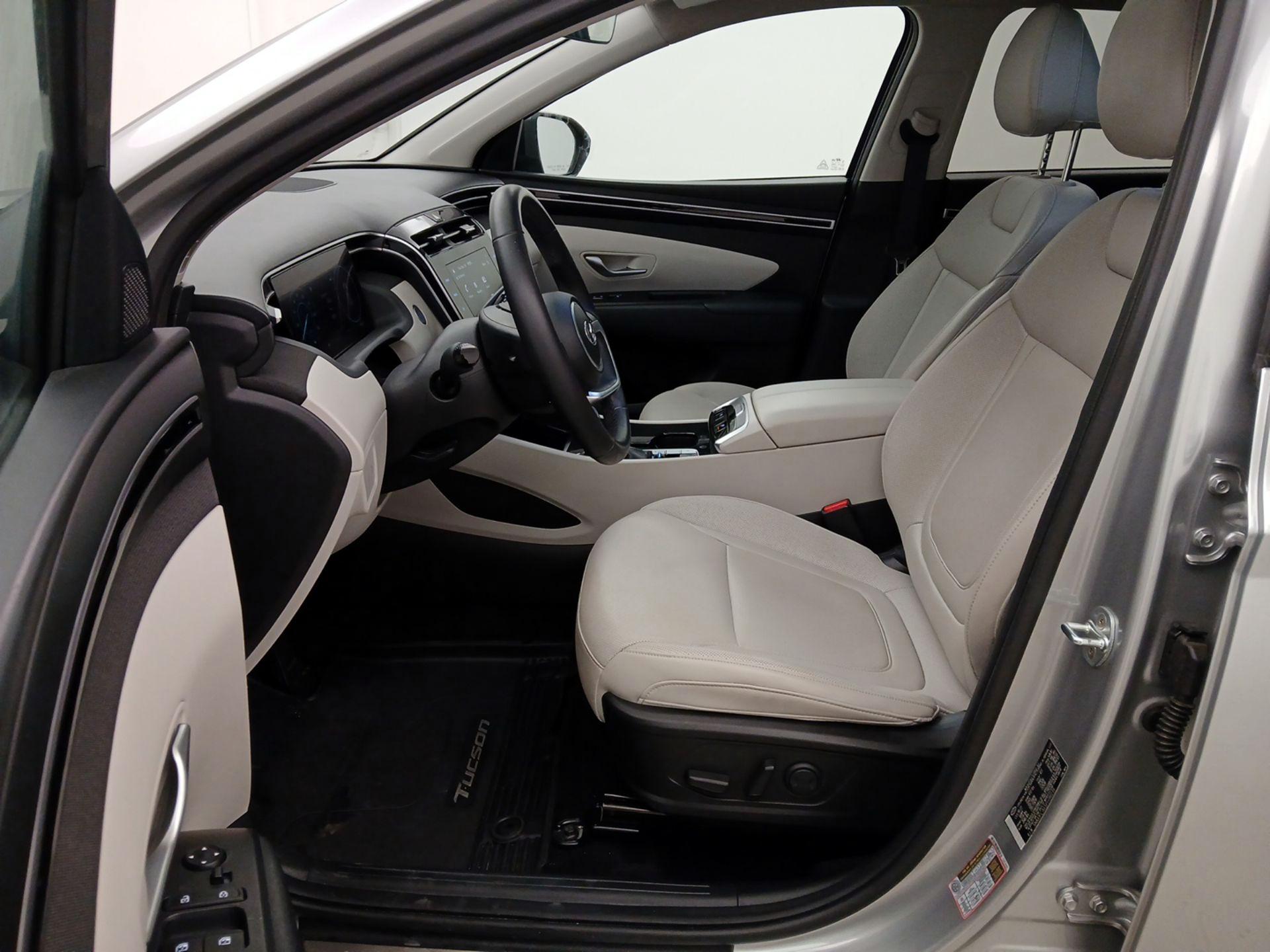 Thumbnail: 2023 Hyundai Tucson - 11