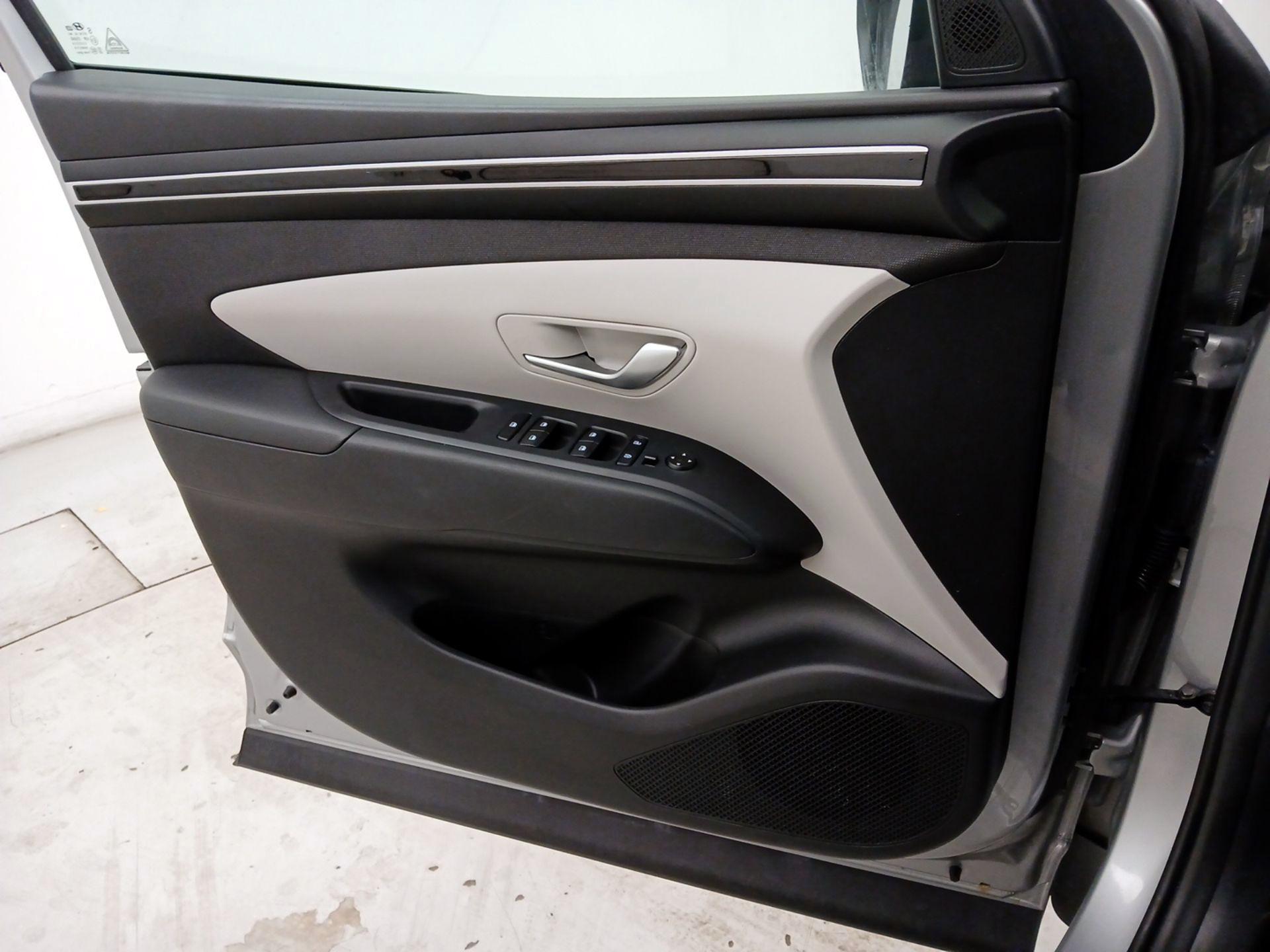 Thumbnail: 2023 Hyundai Tucson - 12