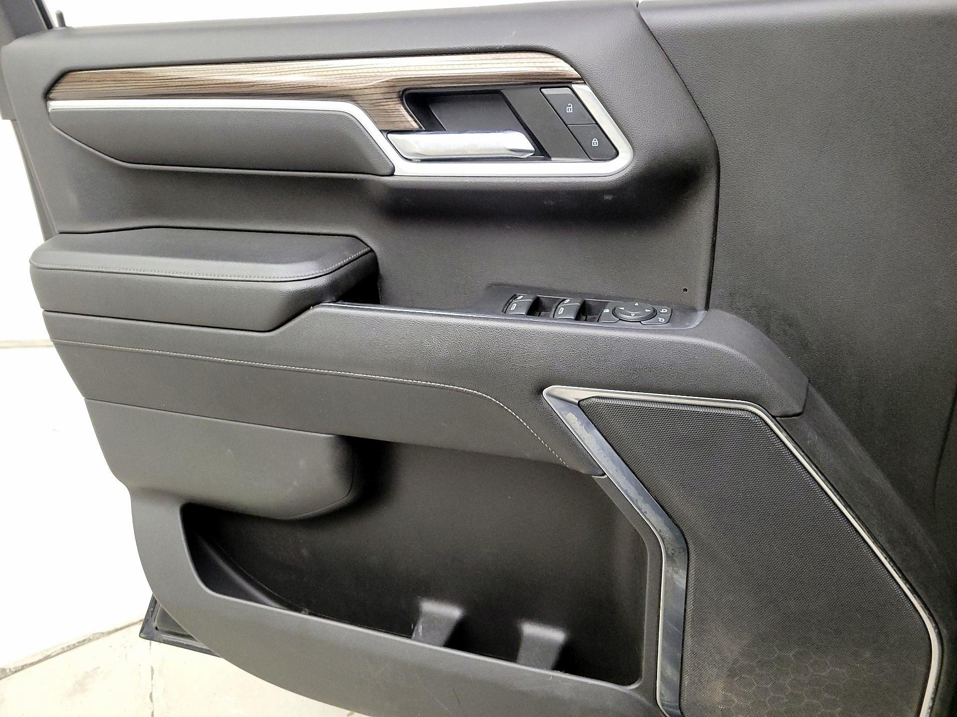 Thumbnail: 2022 Chevrolet Silverado 1500 - 12