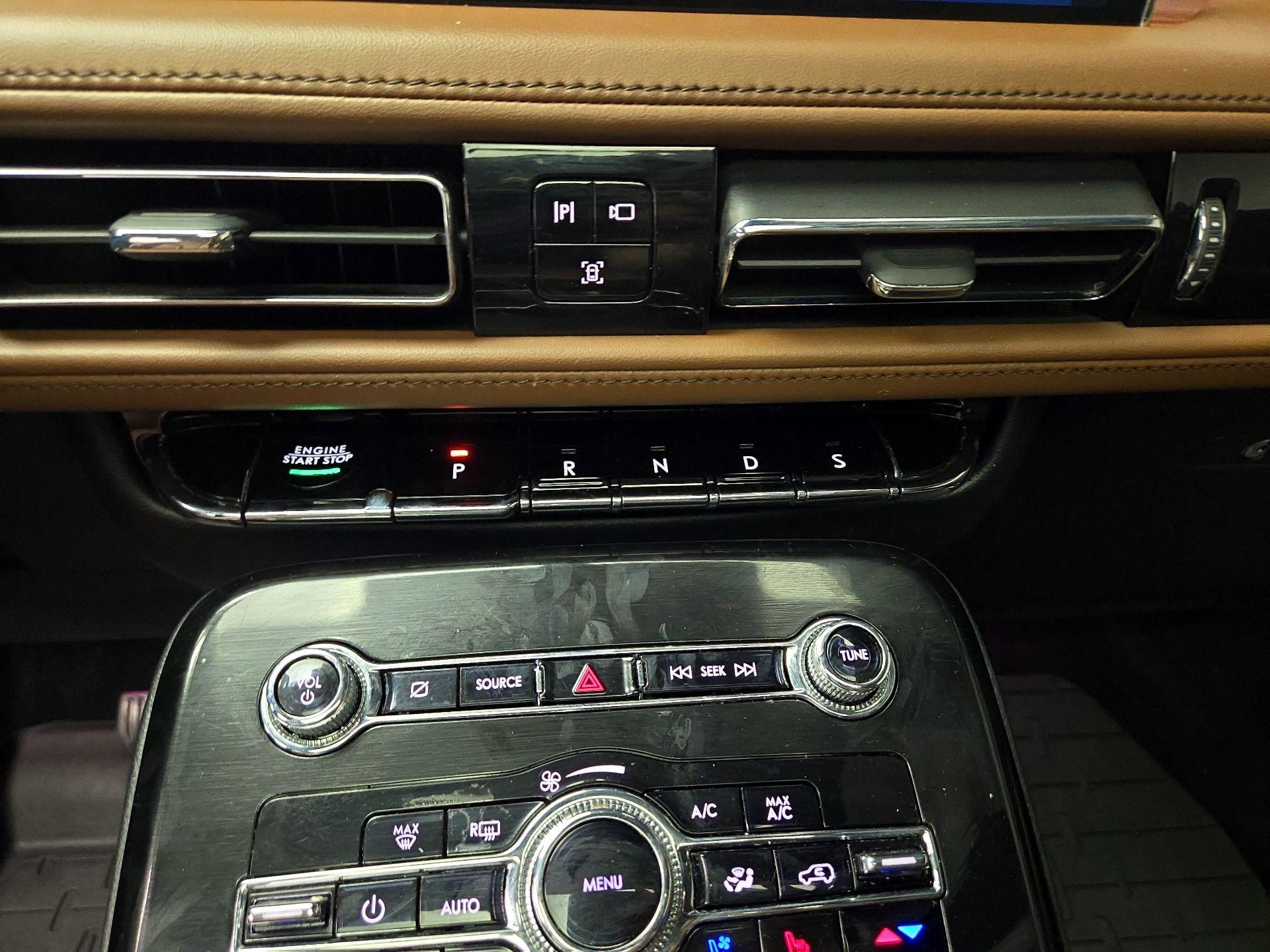 Thumbnail: 2022 Lincoln Nautilus - 18