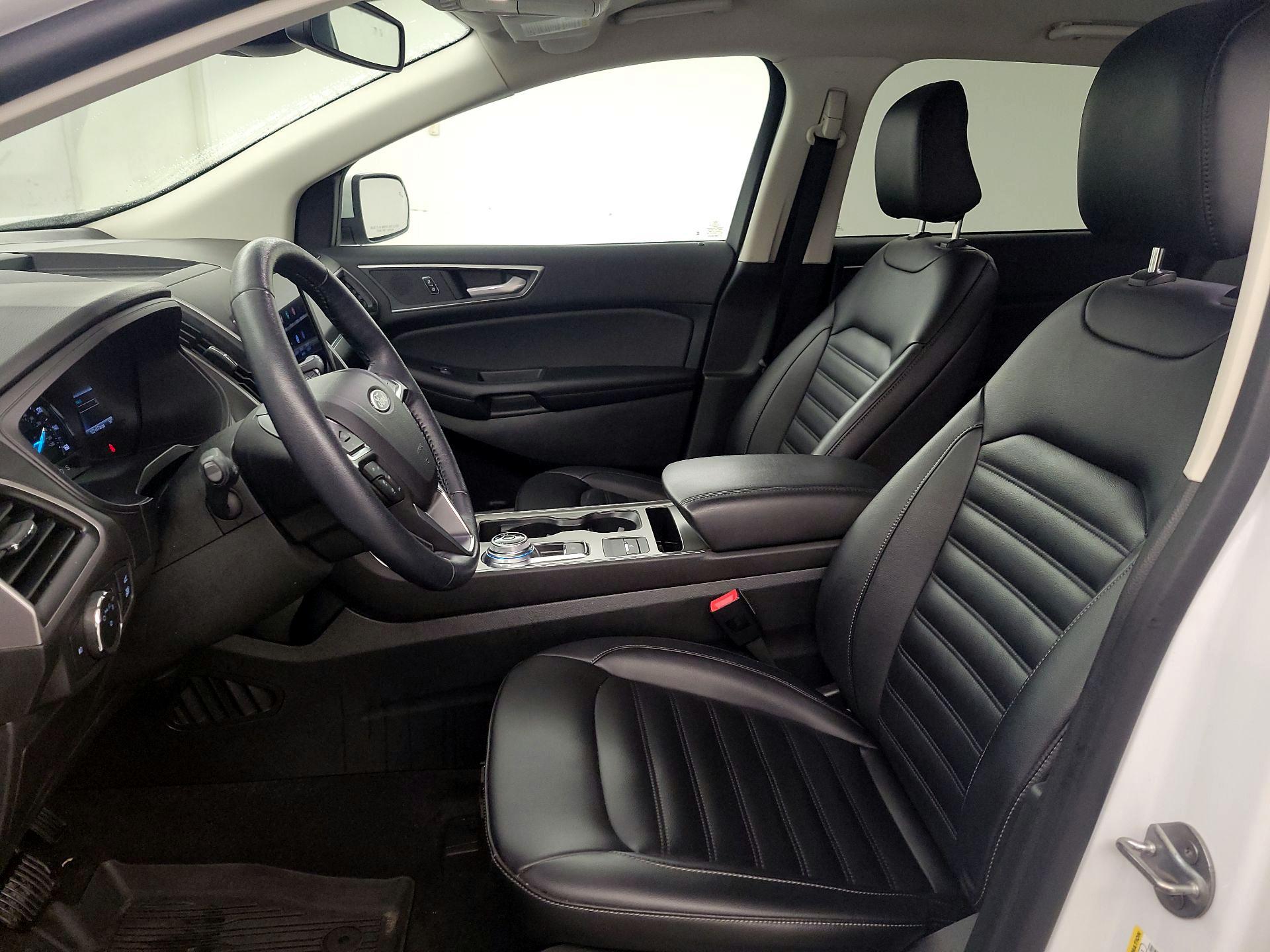 Thumbnail: 2022 Ford Edge - 11