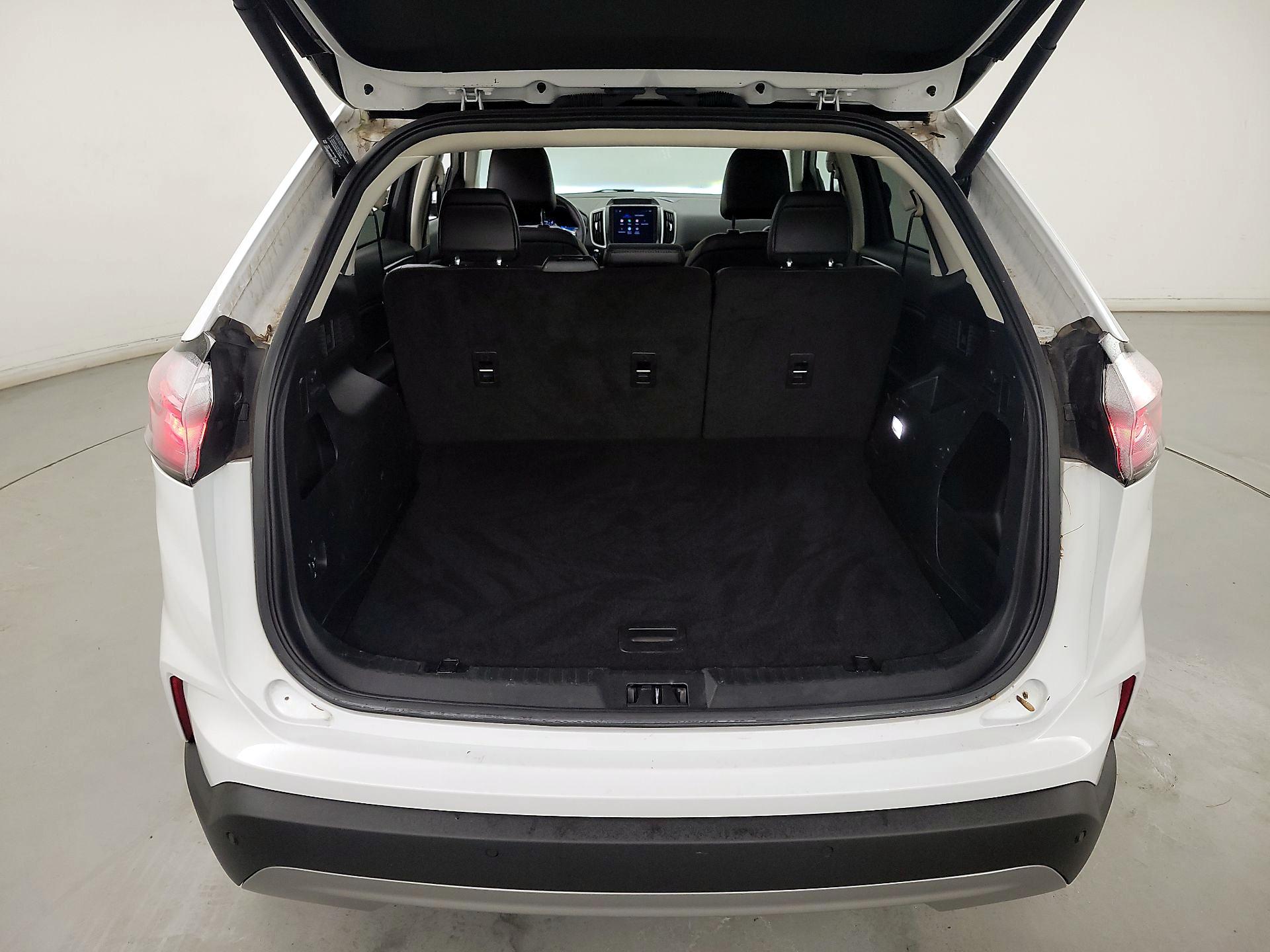 Thumbnail: 2022 Ford Edge - 20