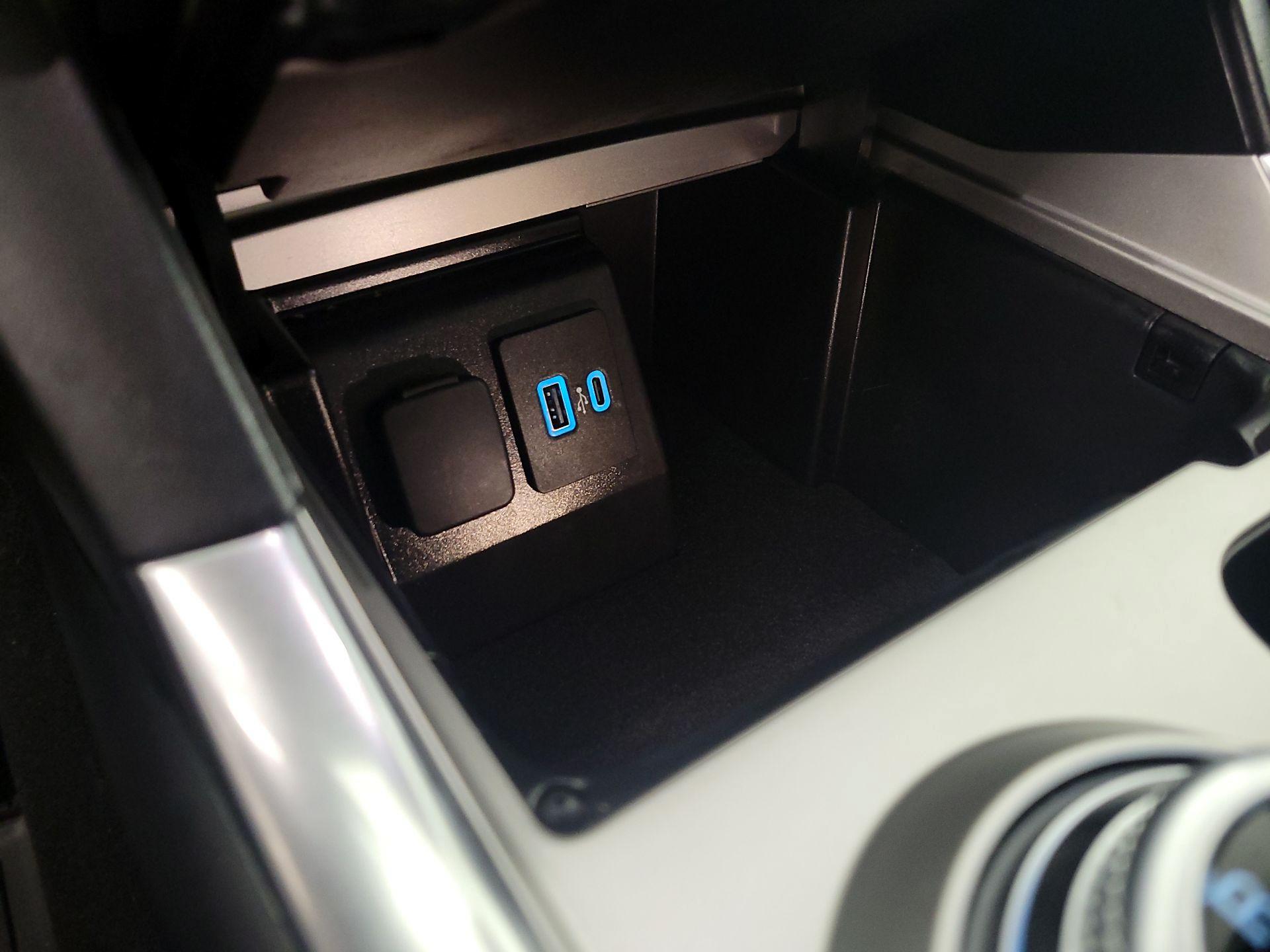 Thumbnail: 2023 Ford Explorer - 19