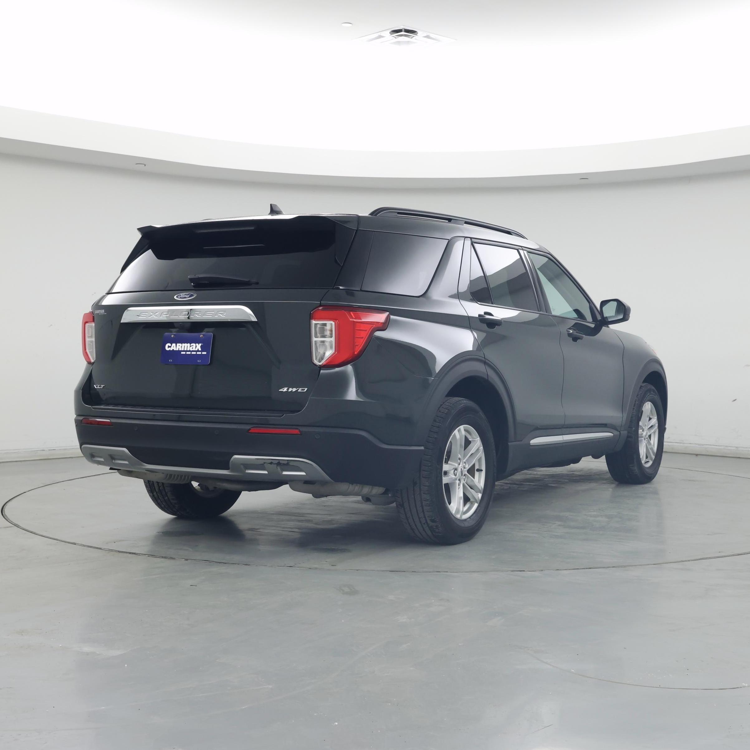 Thumbnail: 2023 Ford Explorer - 8