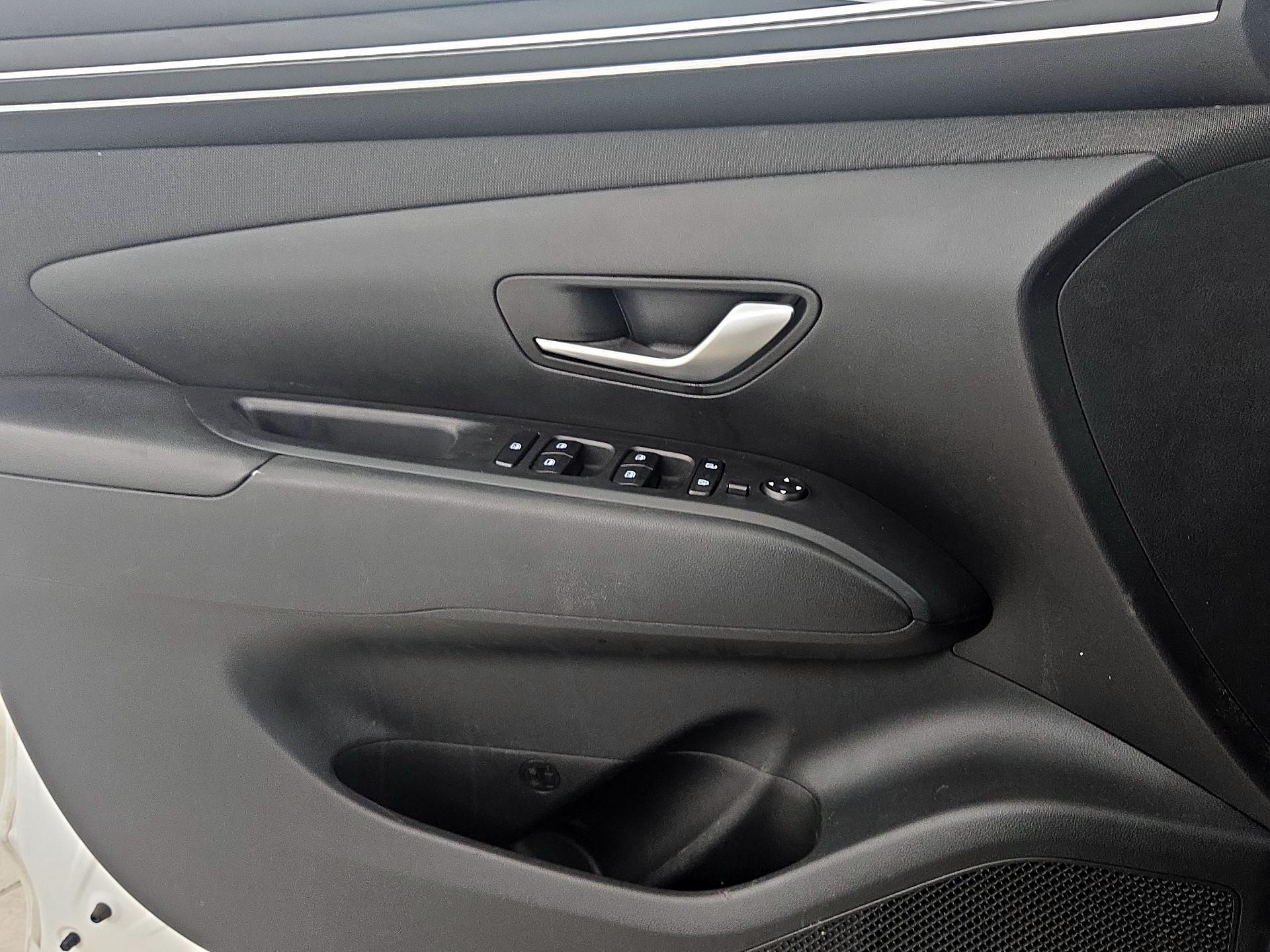 Thumbnail: 2023 Hyundai Tucson - 12