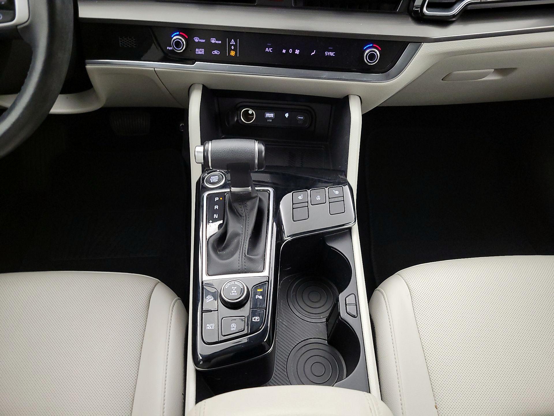 Thumbnail: 2023 Kia Sportage - 18