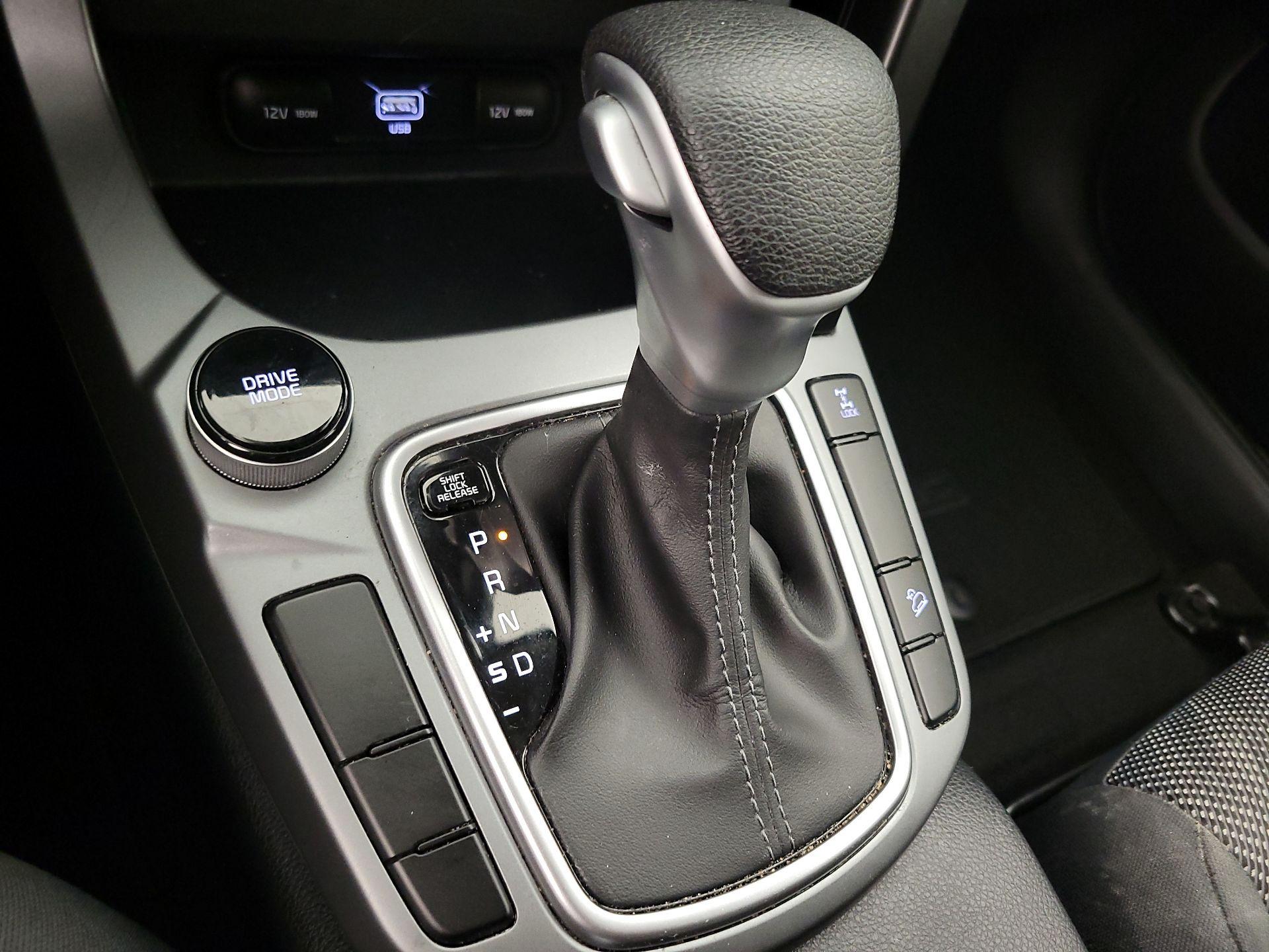 Thumbnail: 2023 Kia Seltos - 17