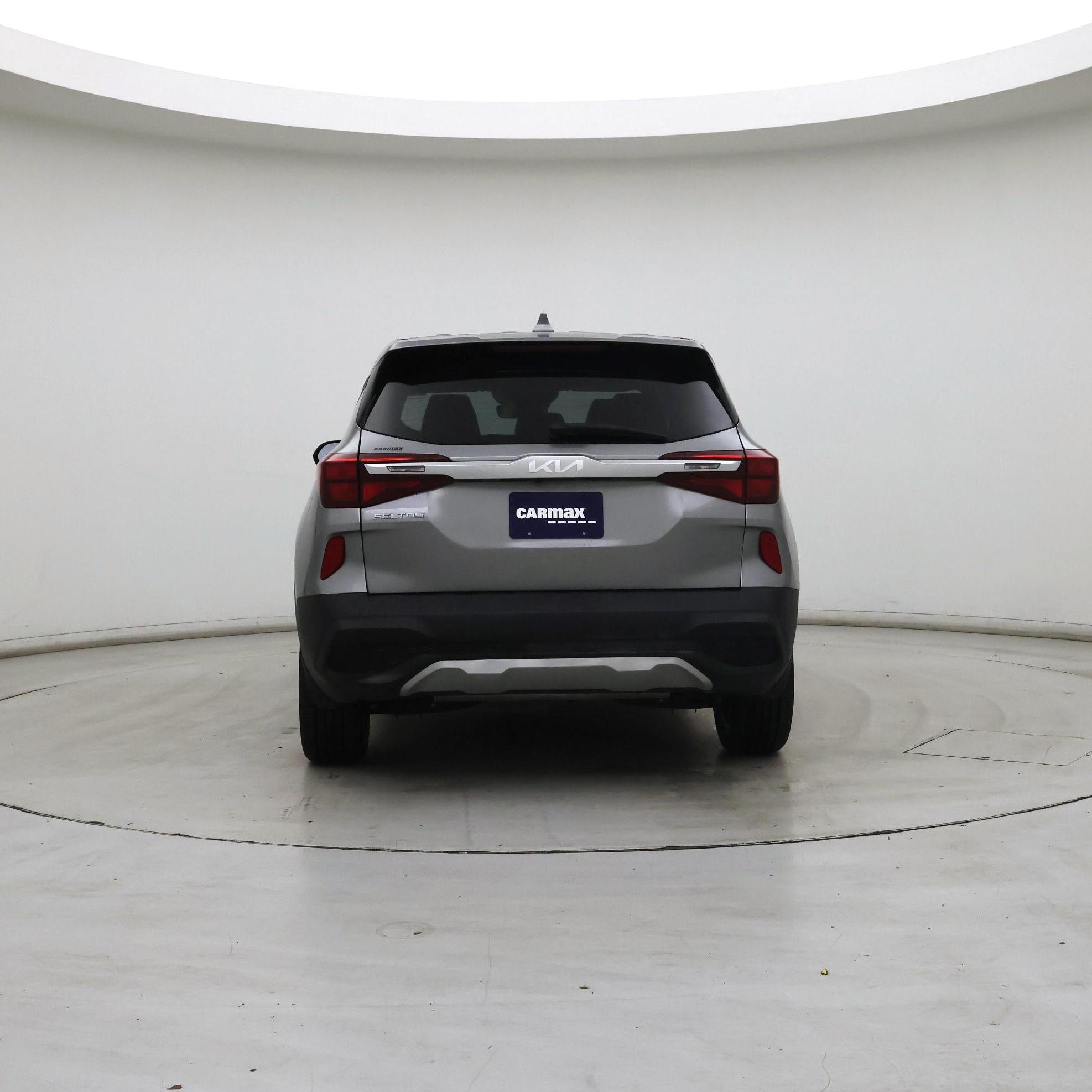 Thumbnail: 2023 Kia Seltos - 6