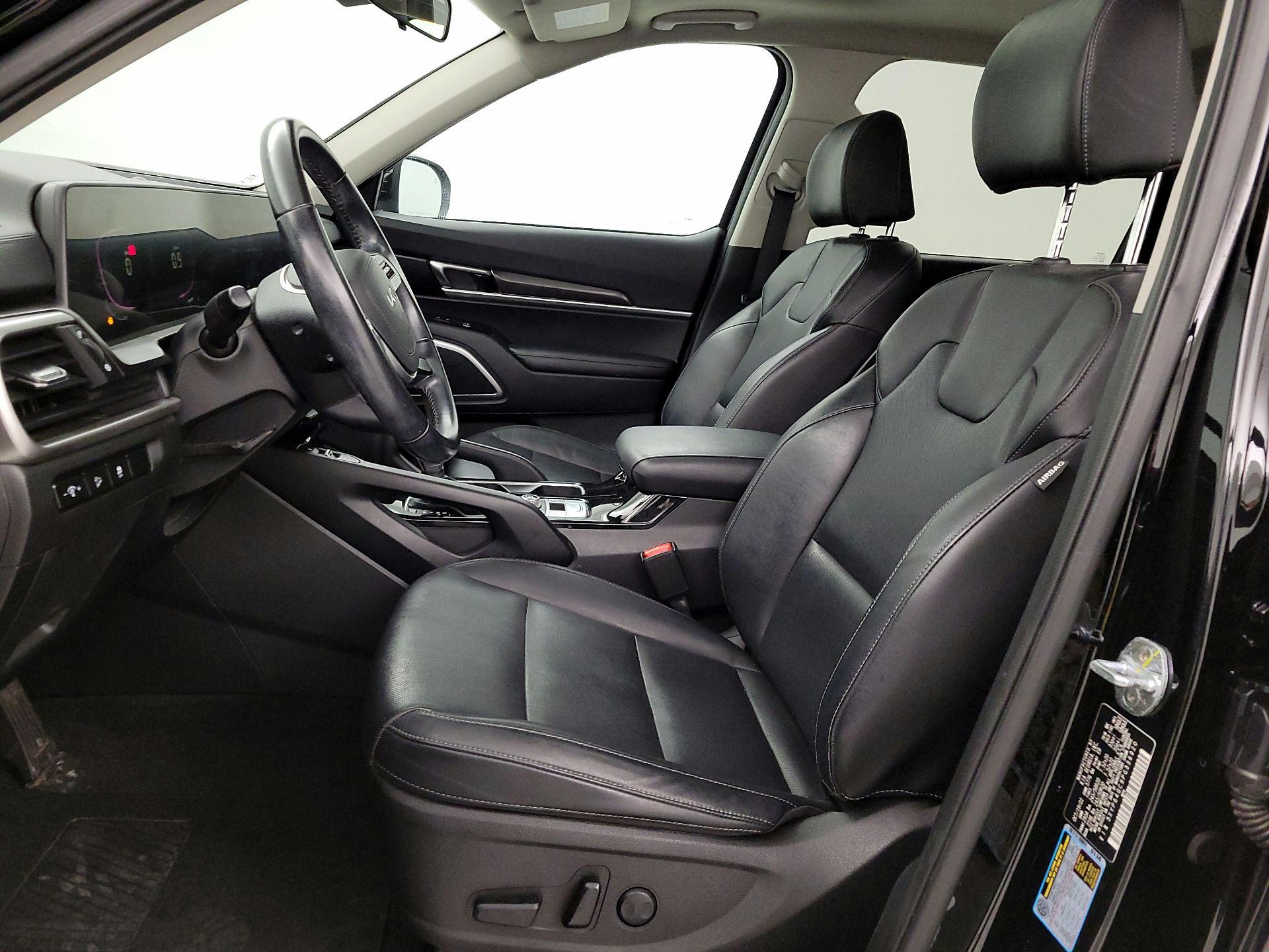 Thumbnail: 2023 Kia Telluride - 11