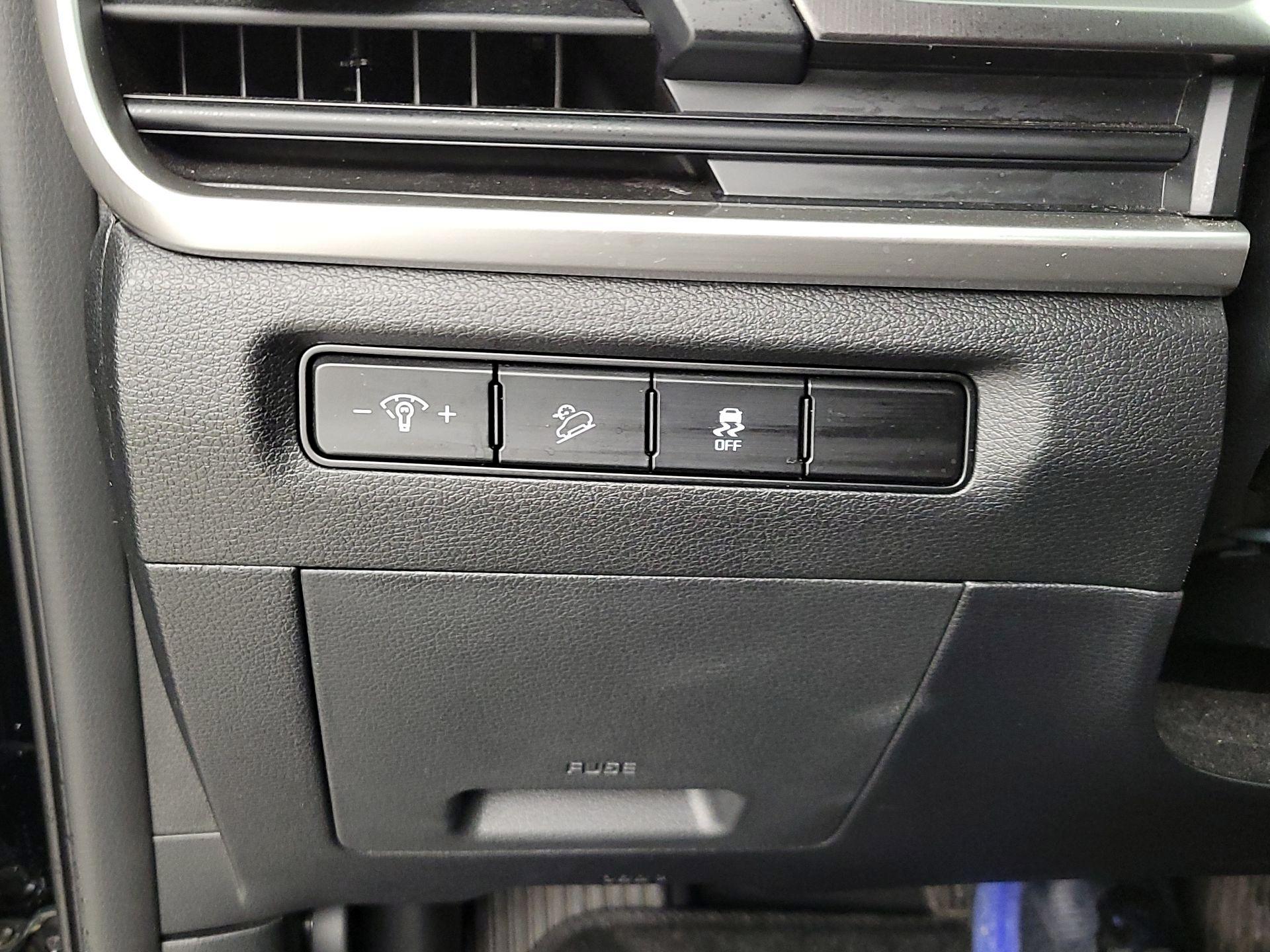 Thumbnail: 2023 Kia Telluride - 13