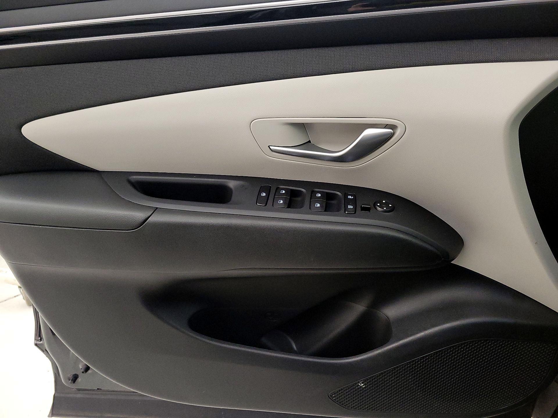 Thumbnail: 2023 Hyundai Tucson - 12