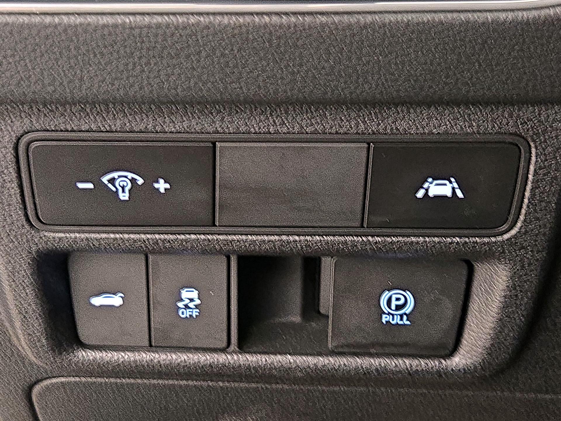 Thumbnail: 2023 Hyundai Sonata - 13