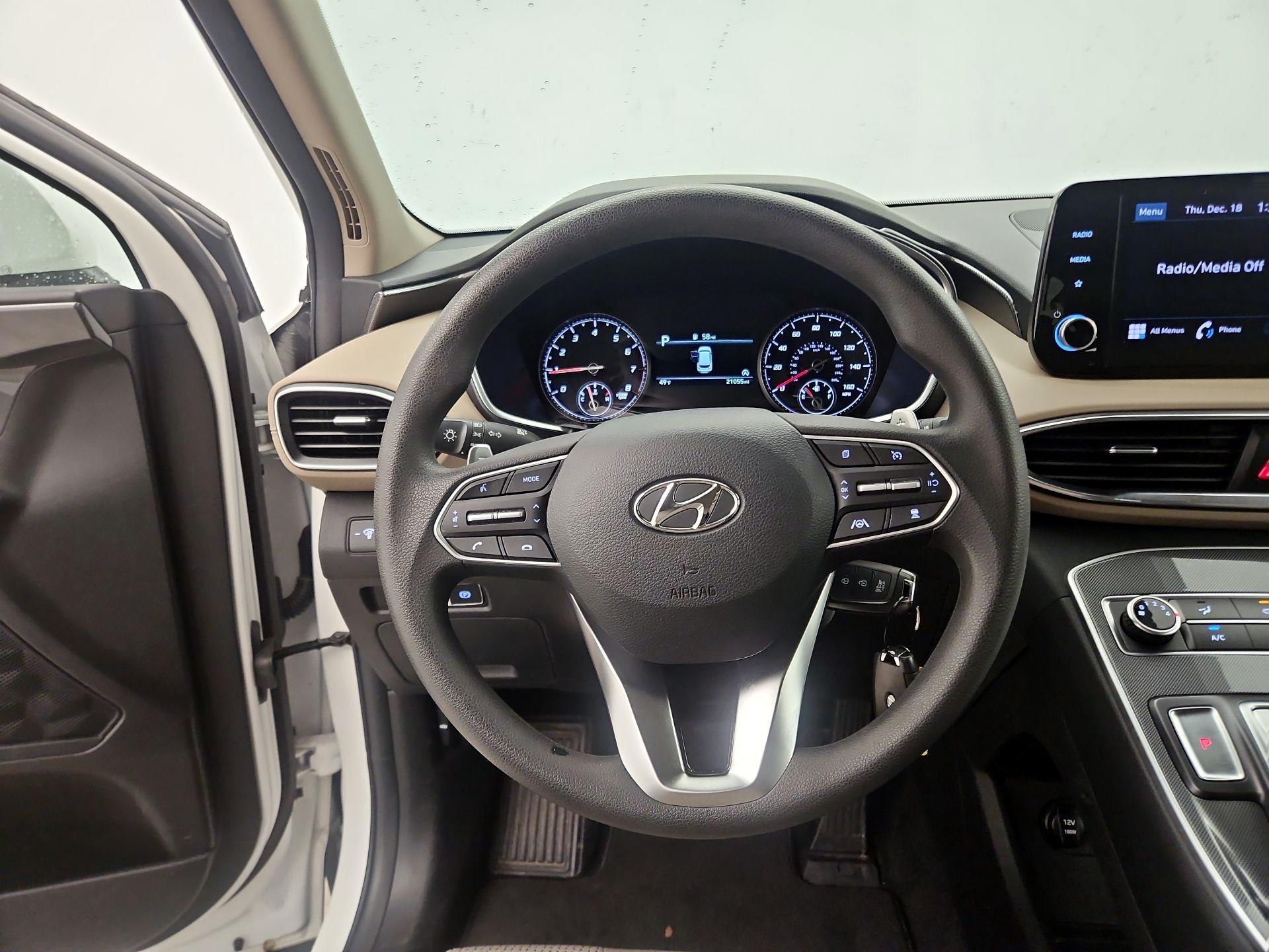 Thumbnail: 2023 Hyundai Santa Fe - 10