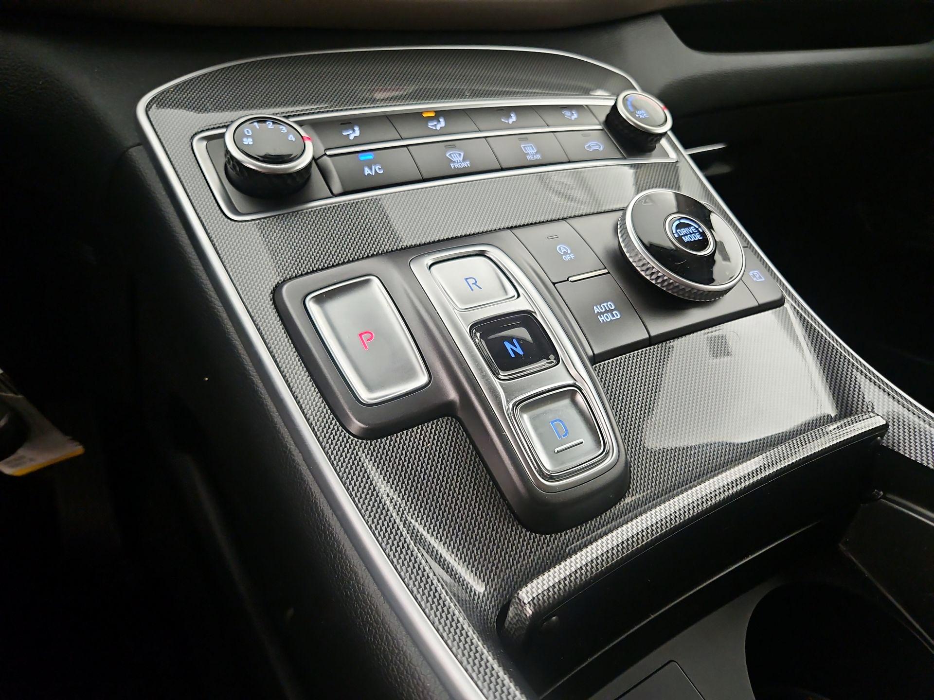 Thumbnail: 2023 Hyundai Santa Fe - 17