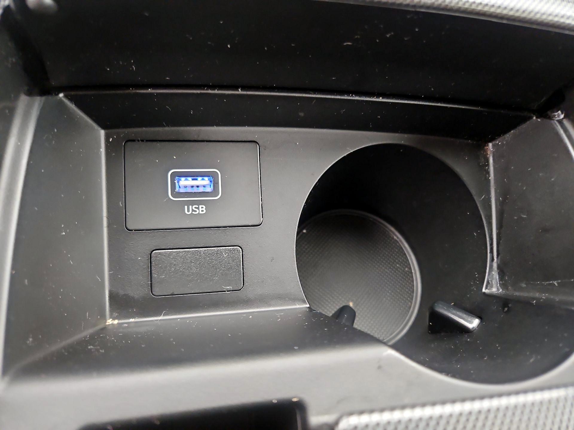 Thumbnail: 2023 Hyundai Santa Fe - 18