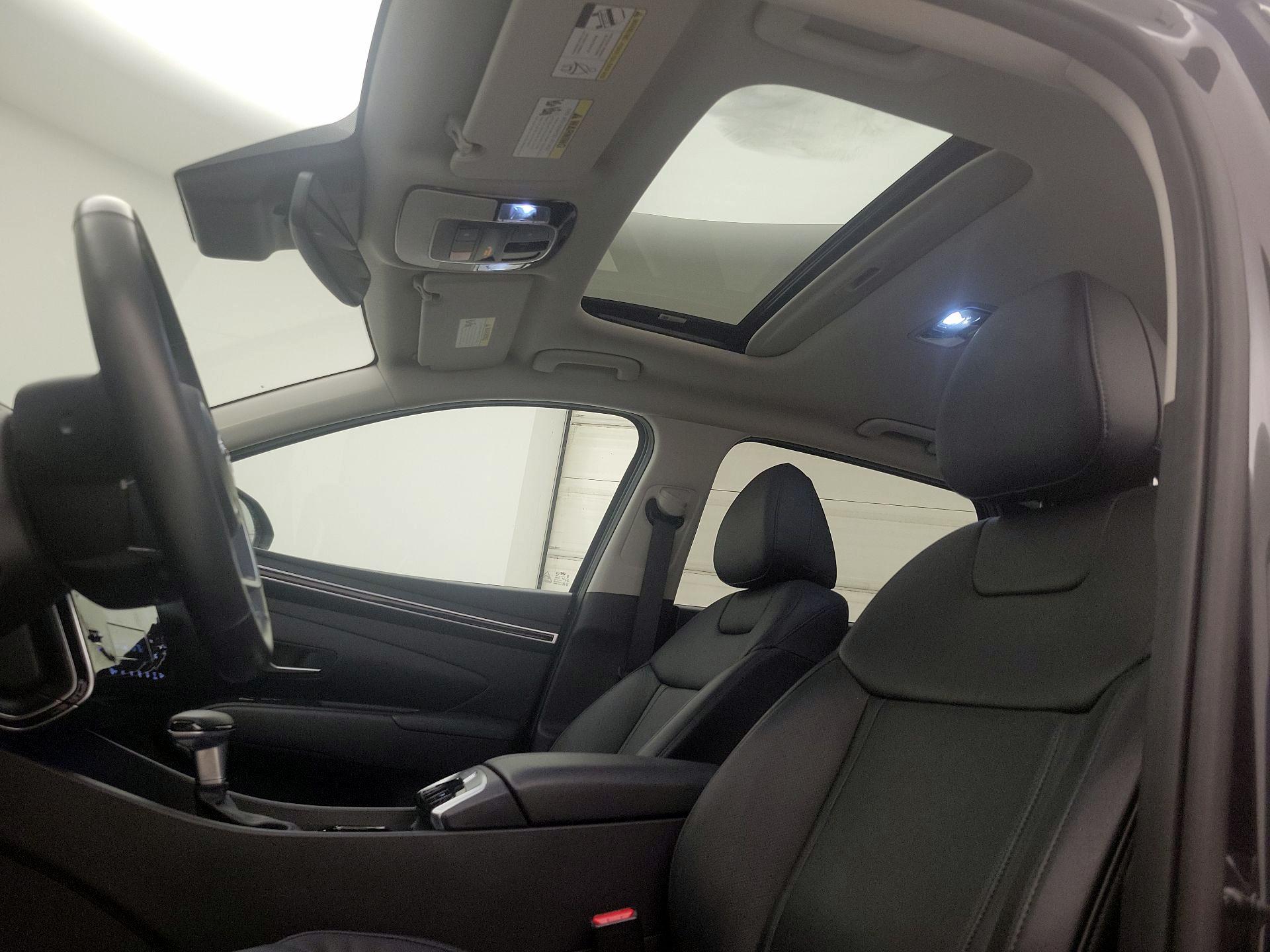 Thumbnail: 2023 Hyundai Tucson - 19