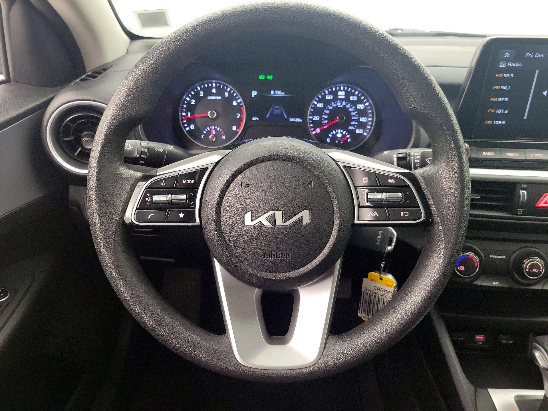 Thumbnail: 2023 Kia Forte - 10