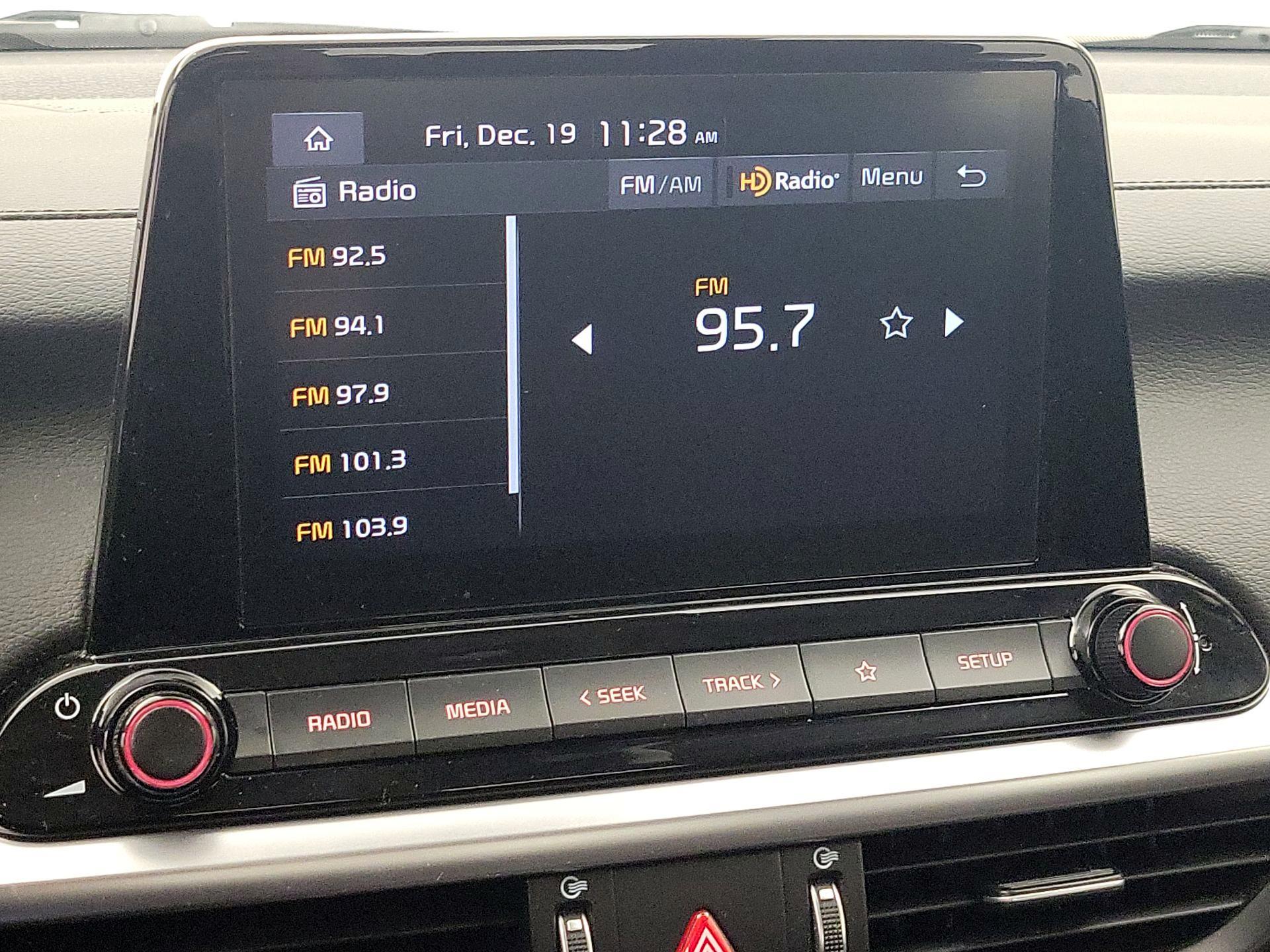 Thumbnail: 2023 Kia Forte - 15