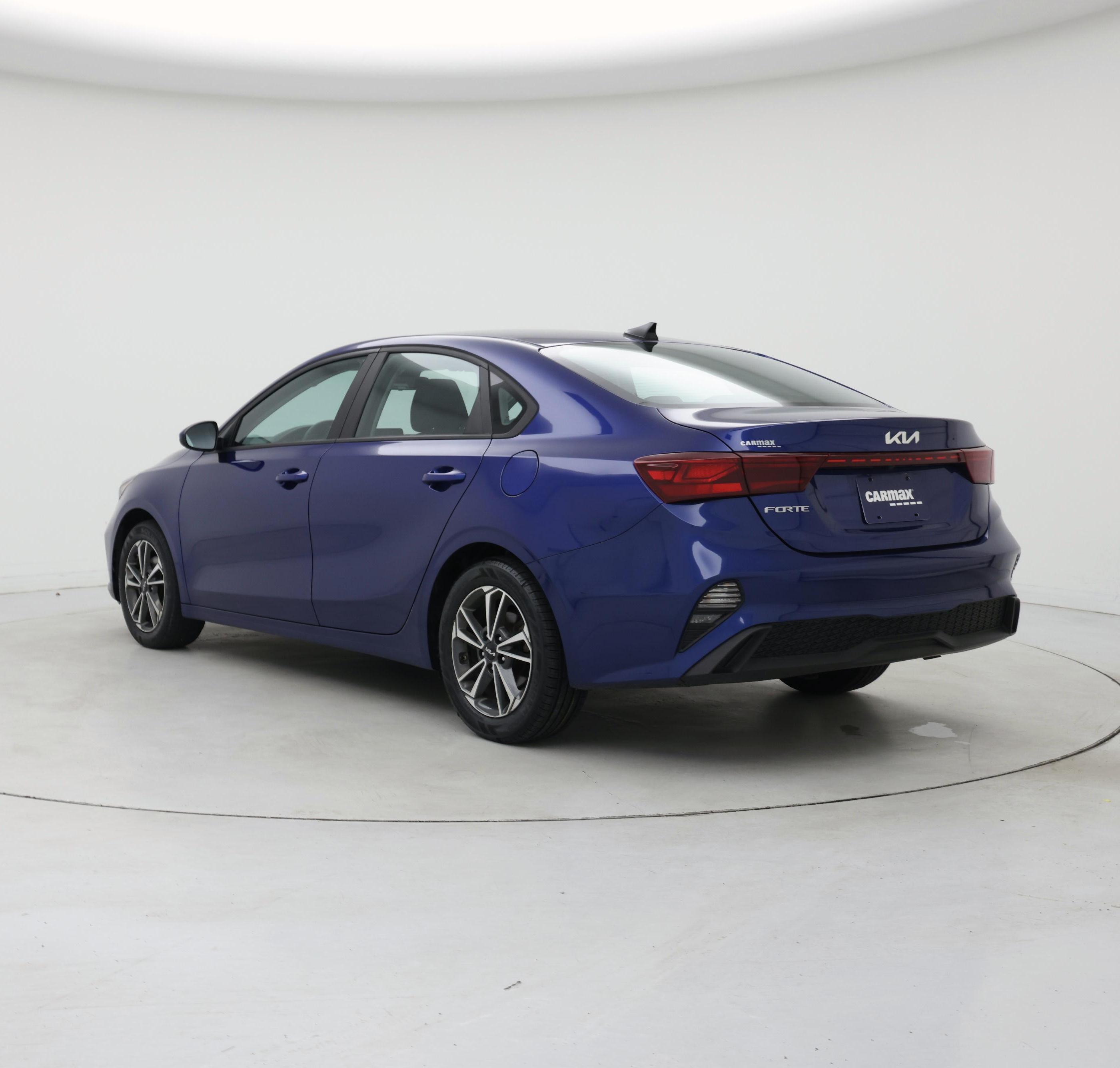 Thumbnail: 2023 Kia Forte - 2