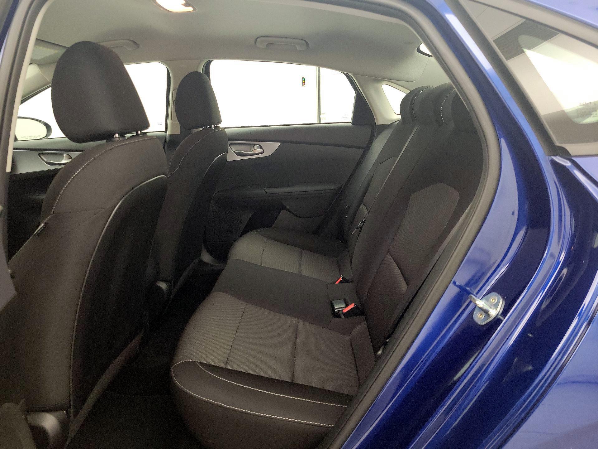 Thumbnail: 2023 Kia Forte - 19