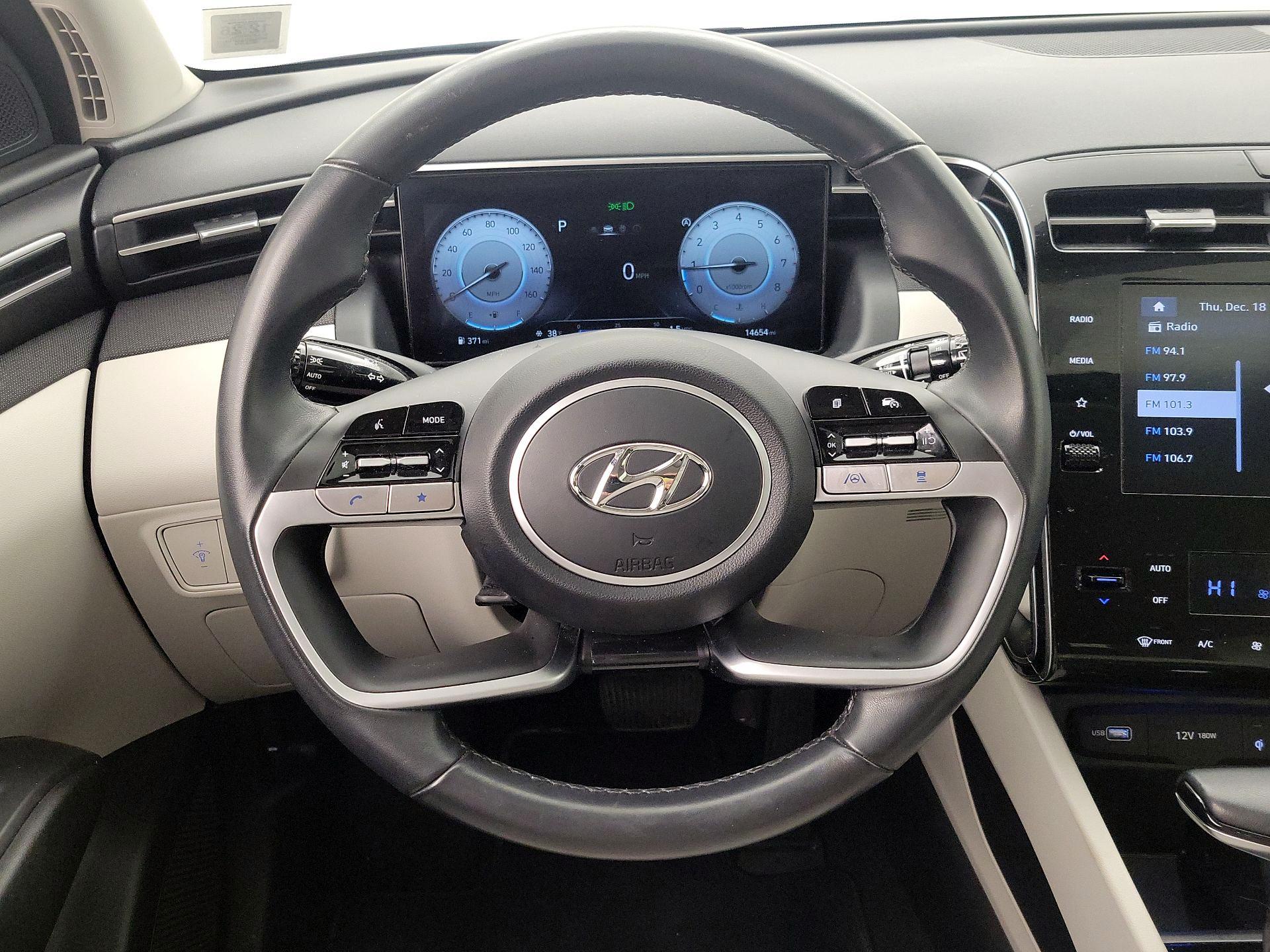 Thumbnail: 2023 Hyundai Tucson - 10