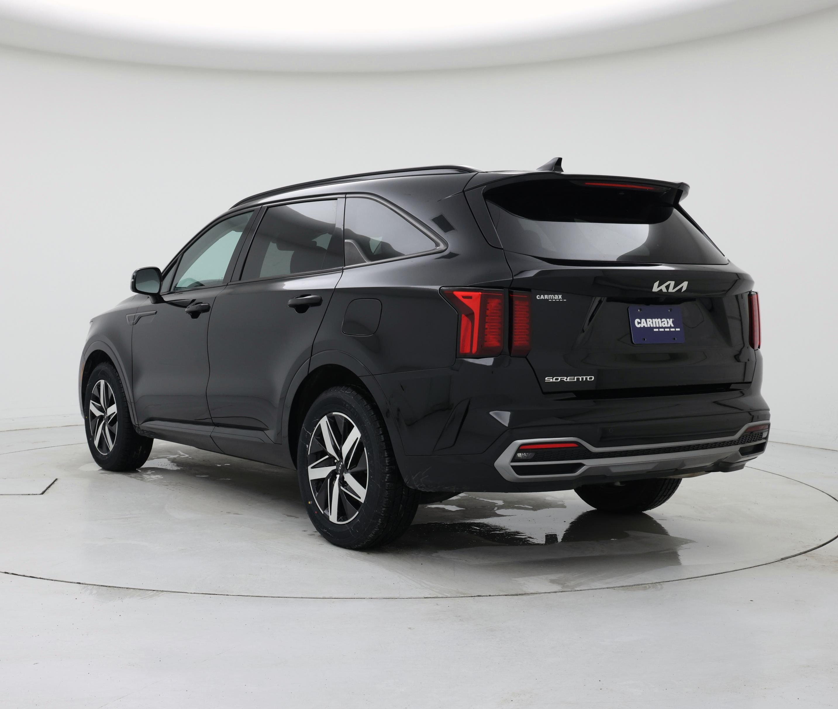 Thumbnail: 2023 Kia Sorento - 2