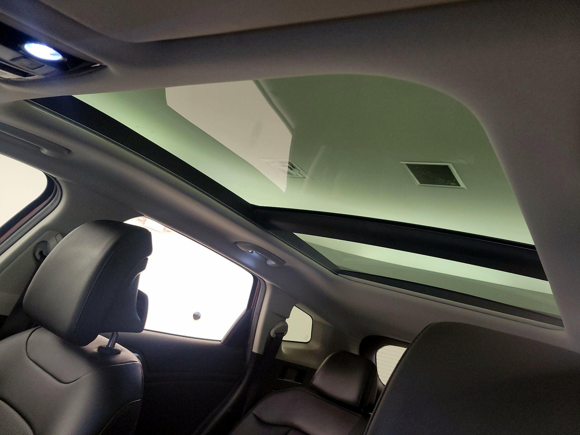 Thumbnail: 2023 Kia Sportage - 20