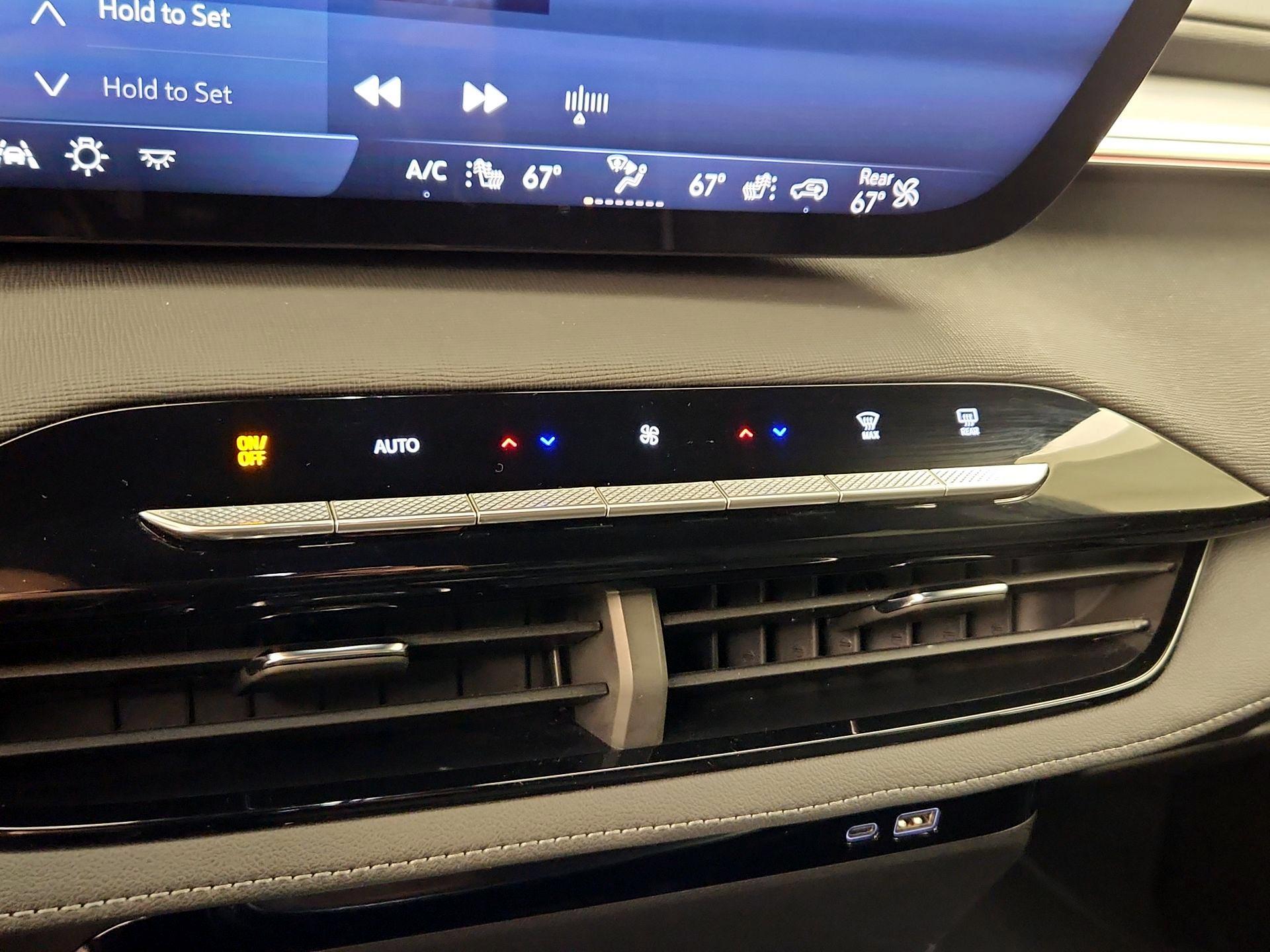 Thumbnail: 2025 Buick Enclave - 16