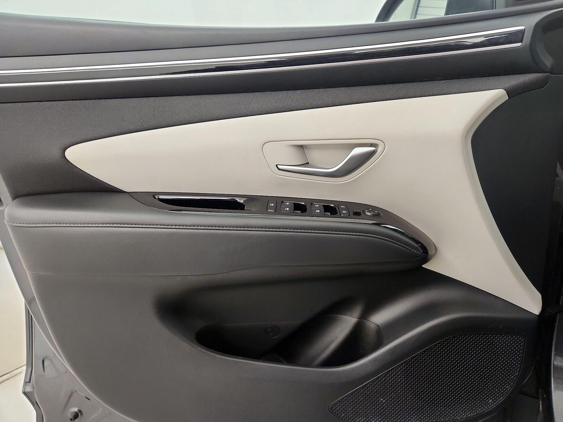 Thumbnail: 2022 Hyundai Tucson - 12